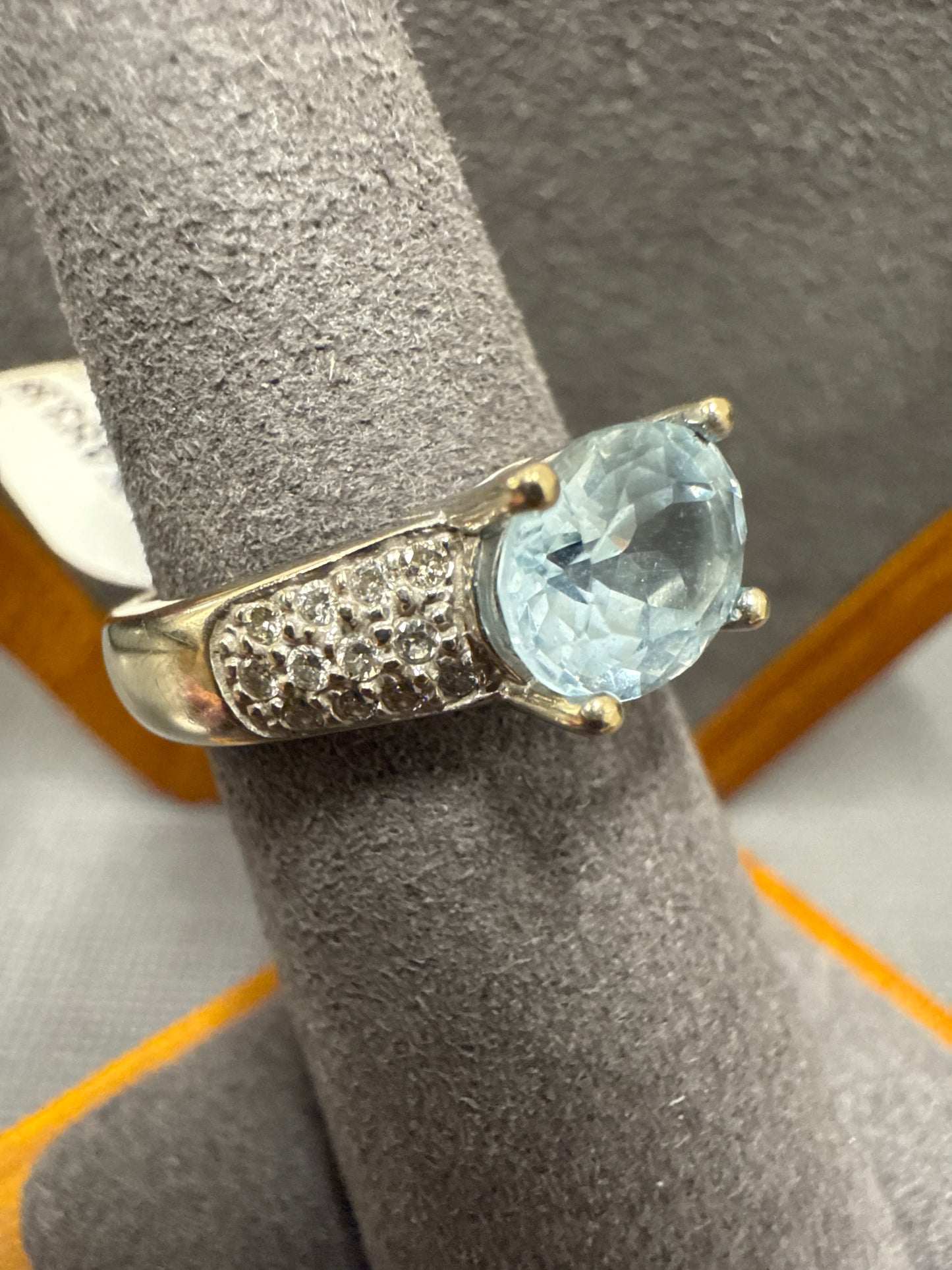 White gold ring