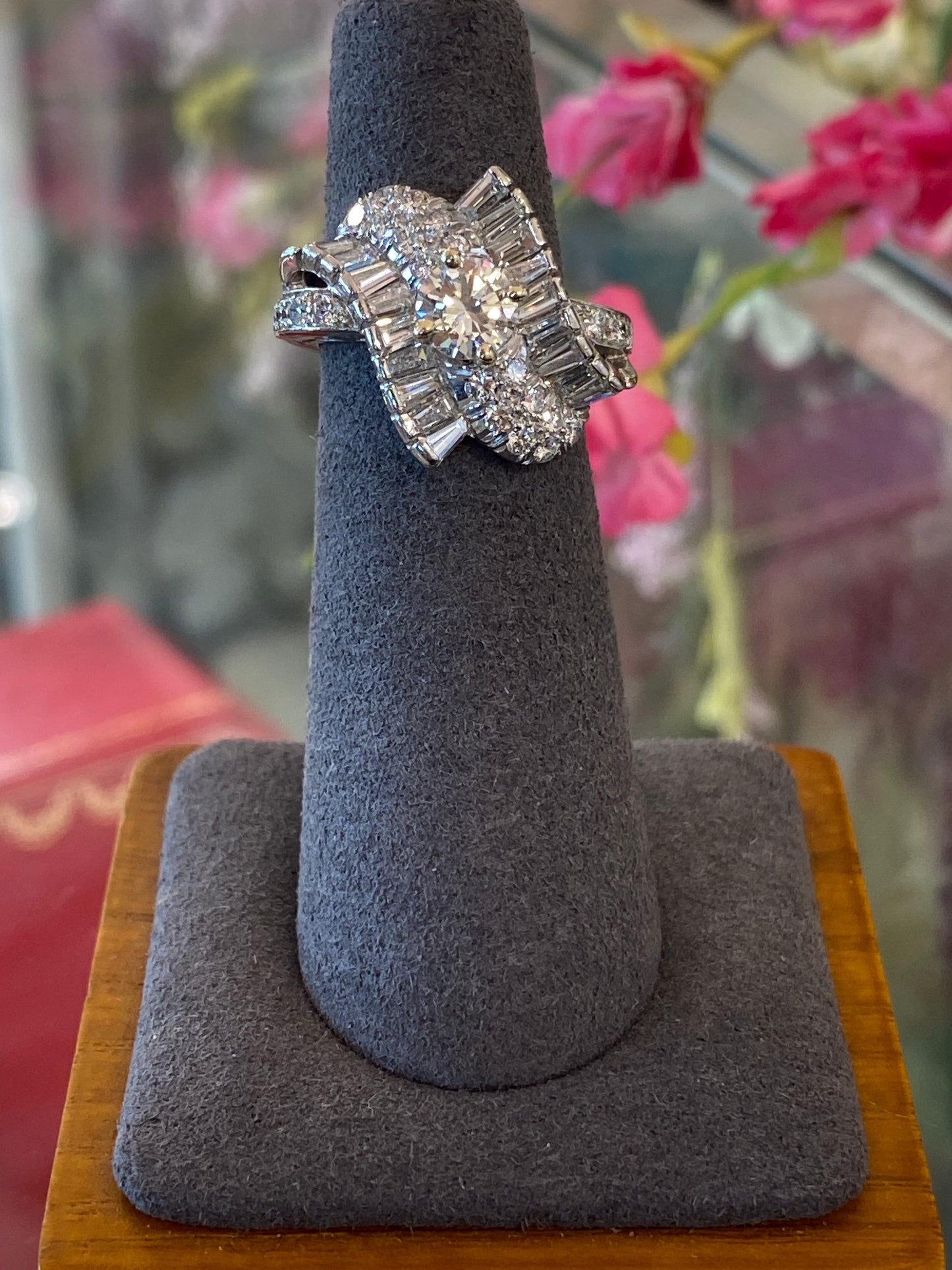 Platinum Diamond Fashion Ring