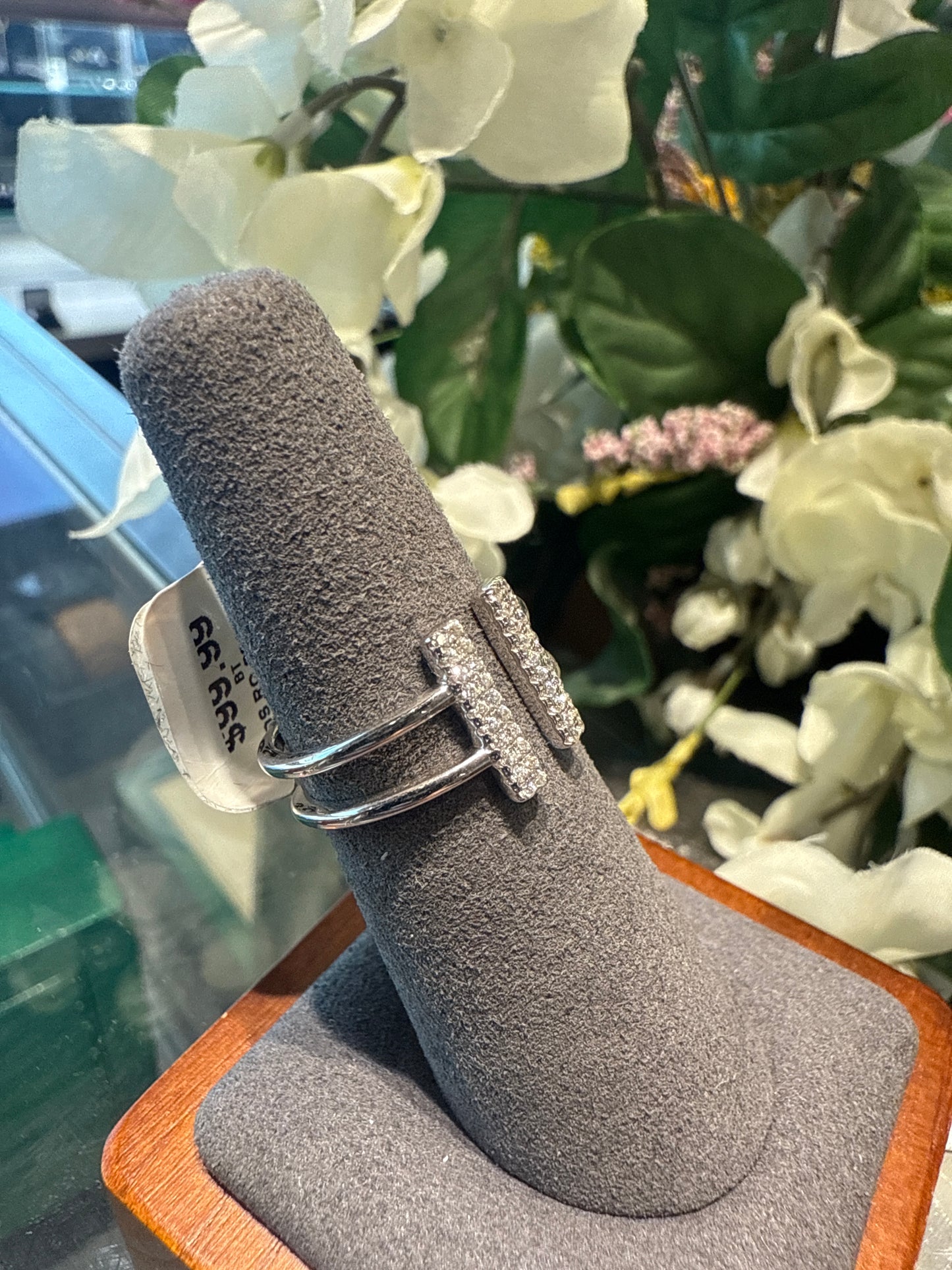 Silver cuff ring