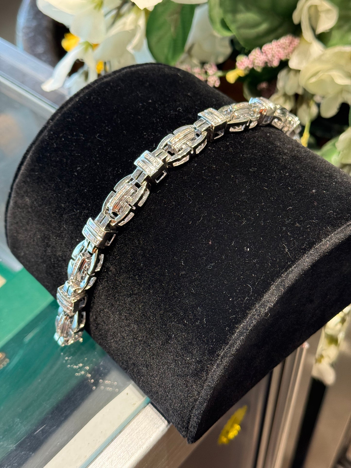 Gold bracelet