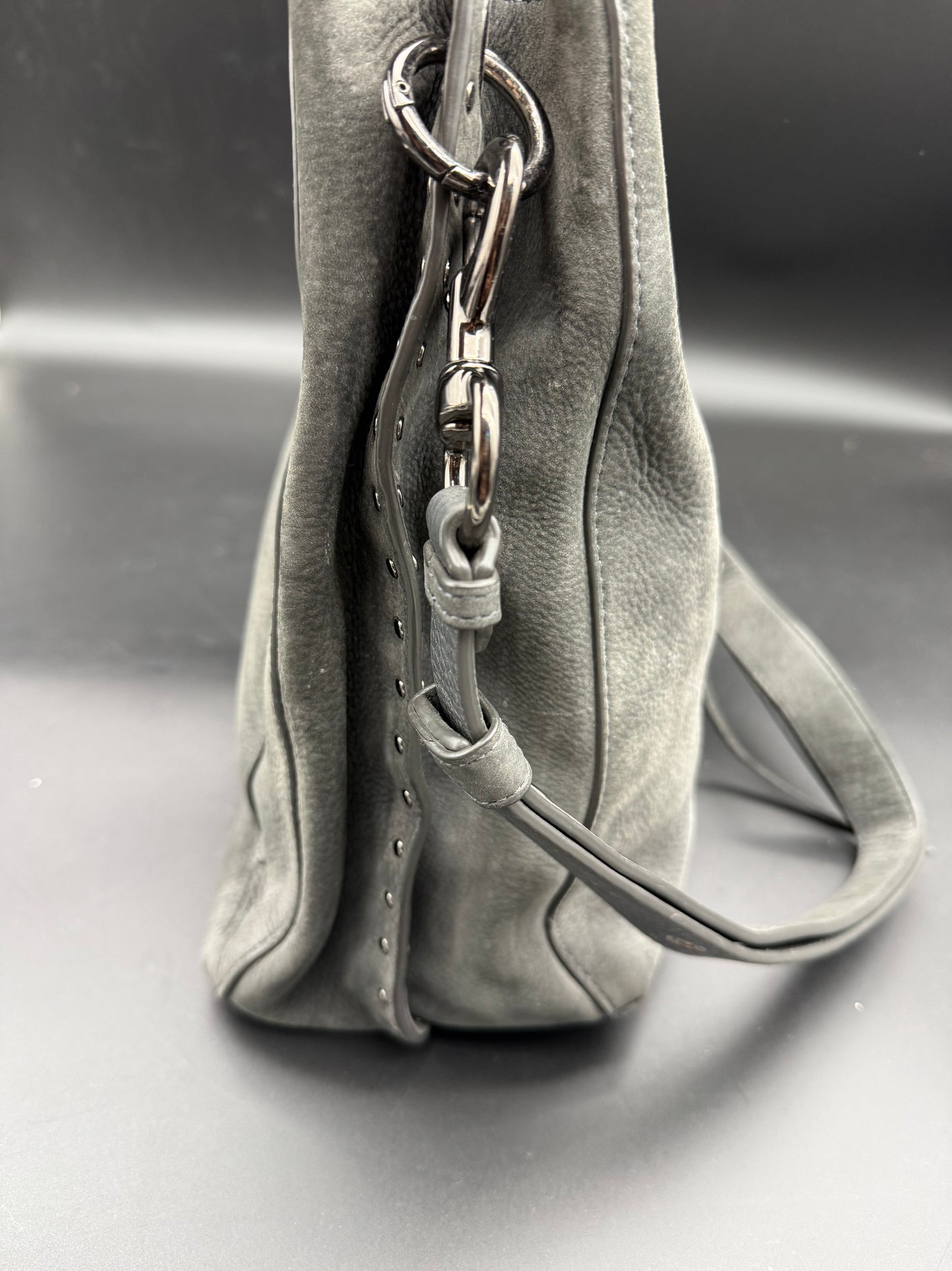 Hand bag