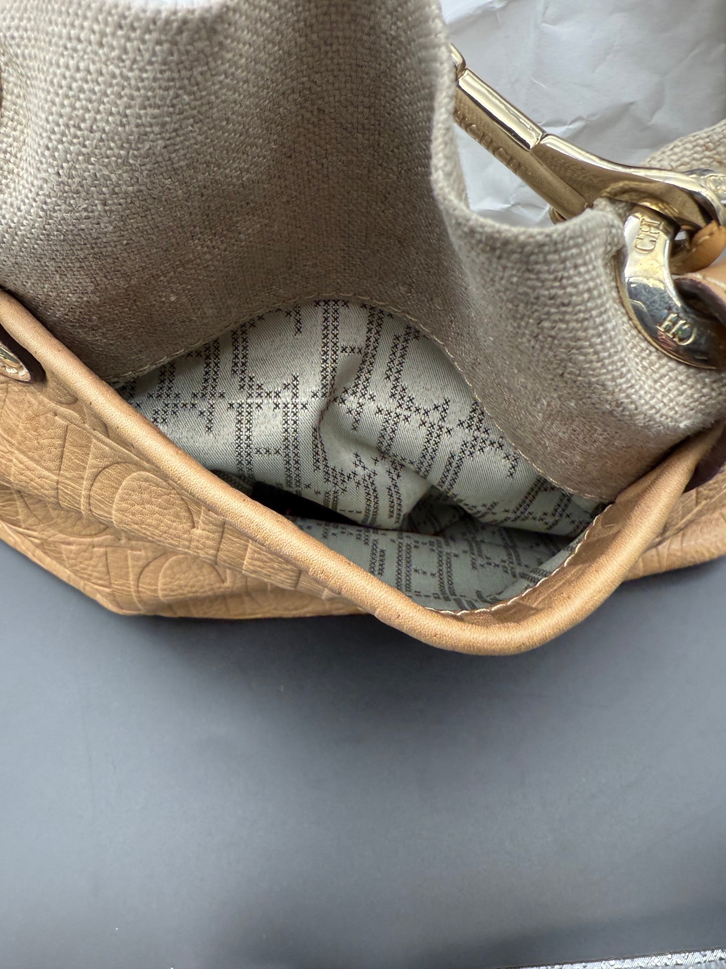 Hand bag