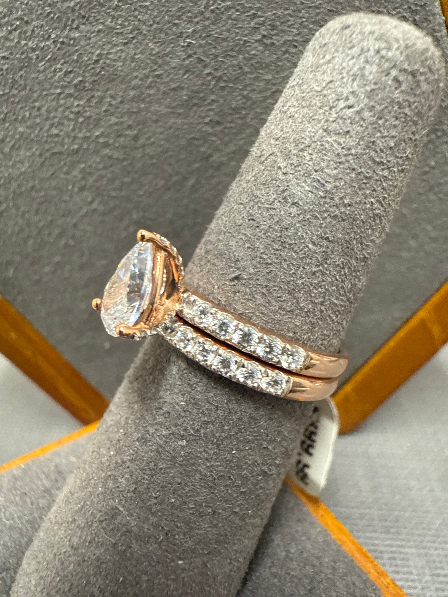 Rose gold ring