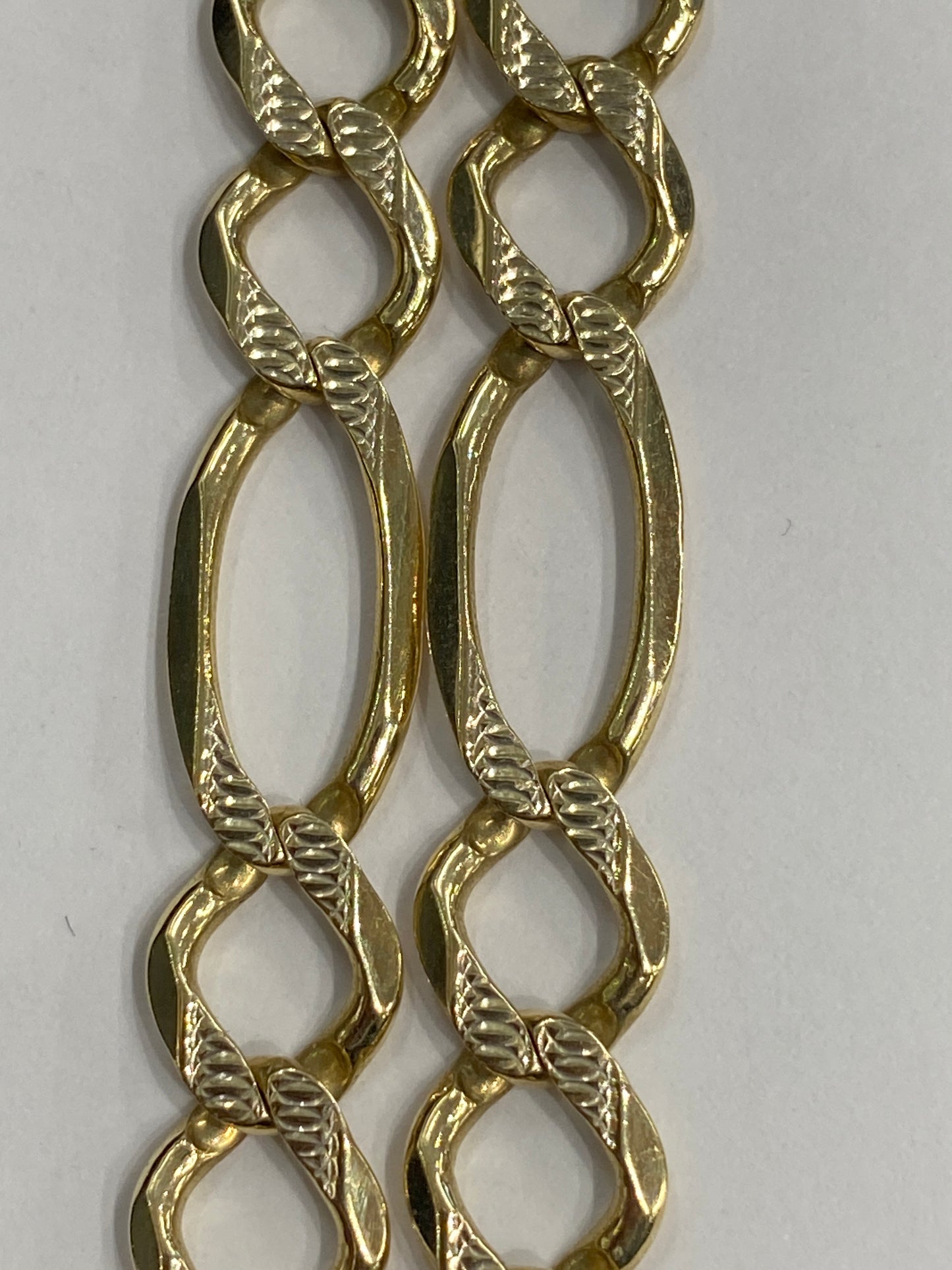 14k Yellow Gold Fígaro Chain