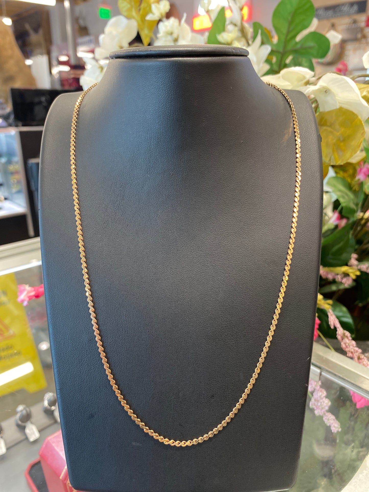 14k Yellow Gold Serpentine Chain