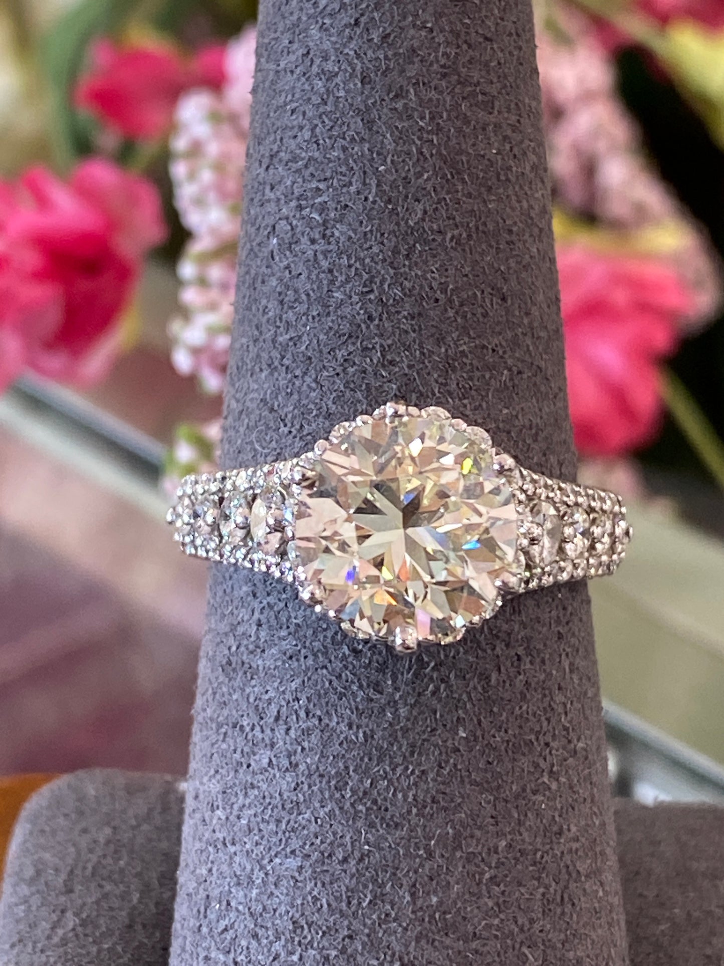 14k White Gold Diamond Engagement Ring