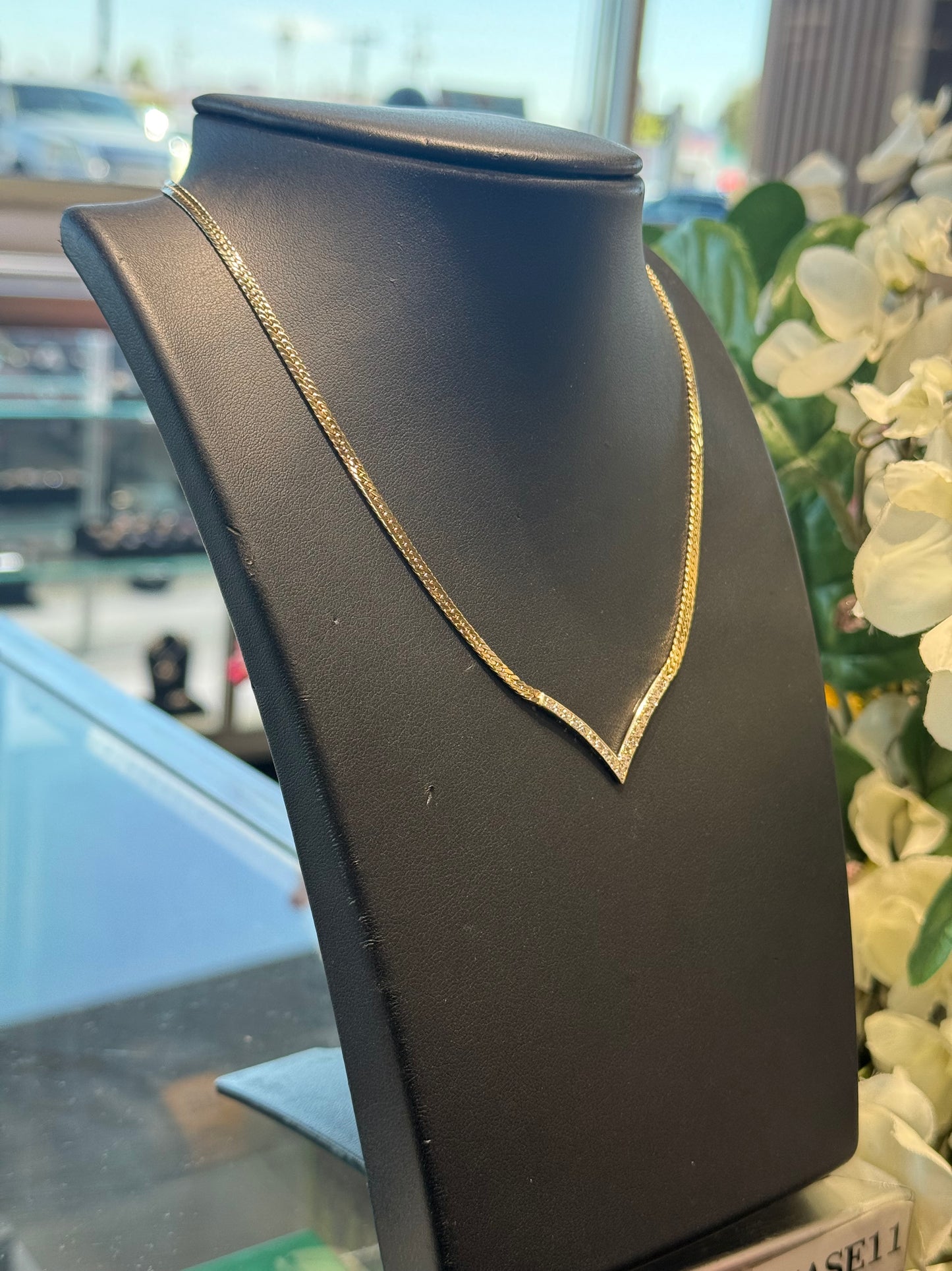 Gold fashion chain