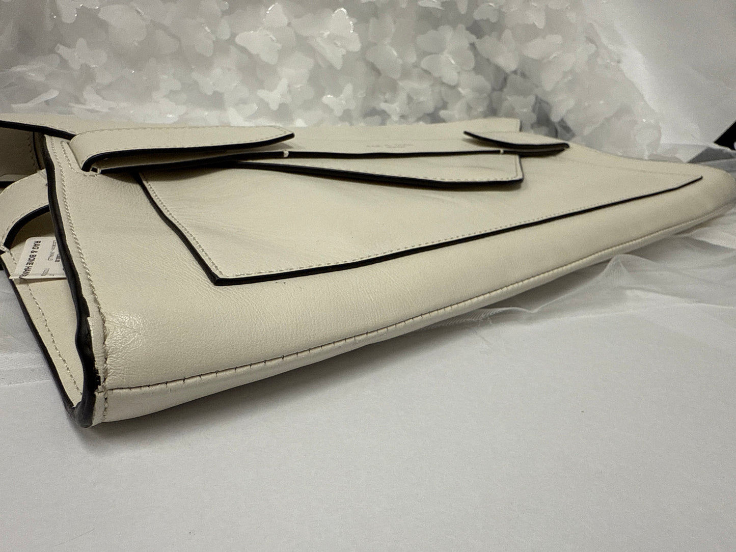 Hand bag