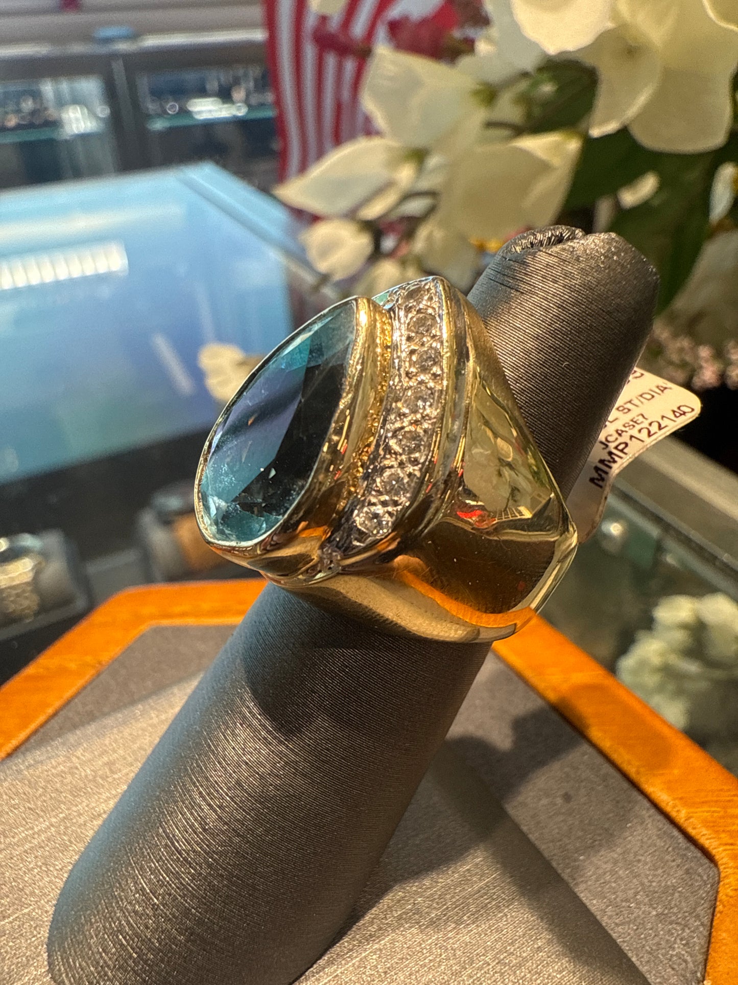 Gold ring