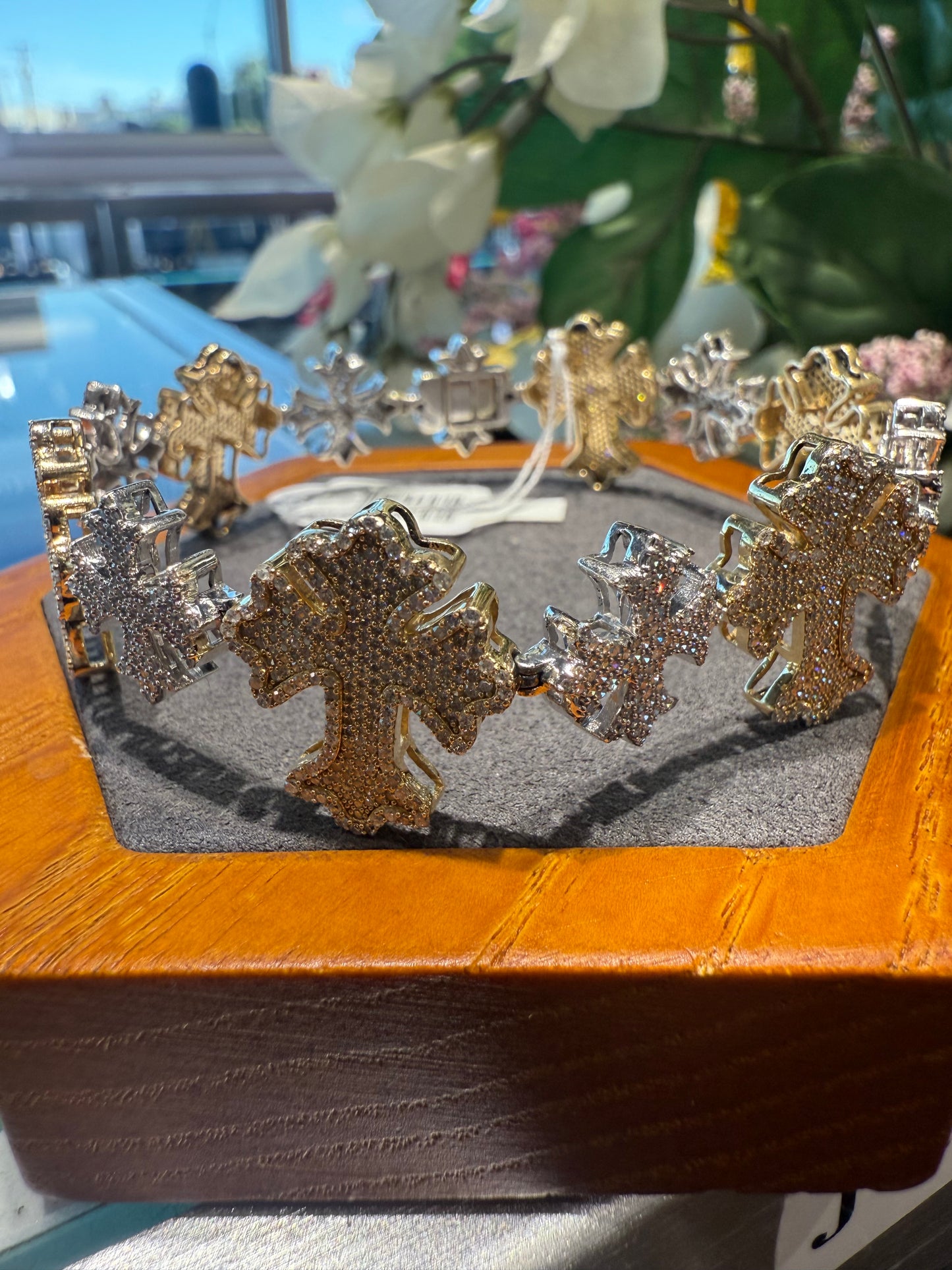 Gold bracelet