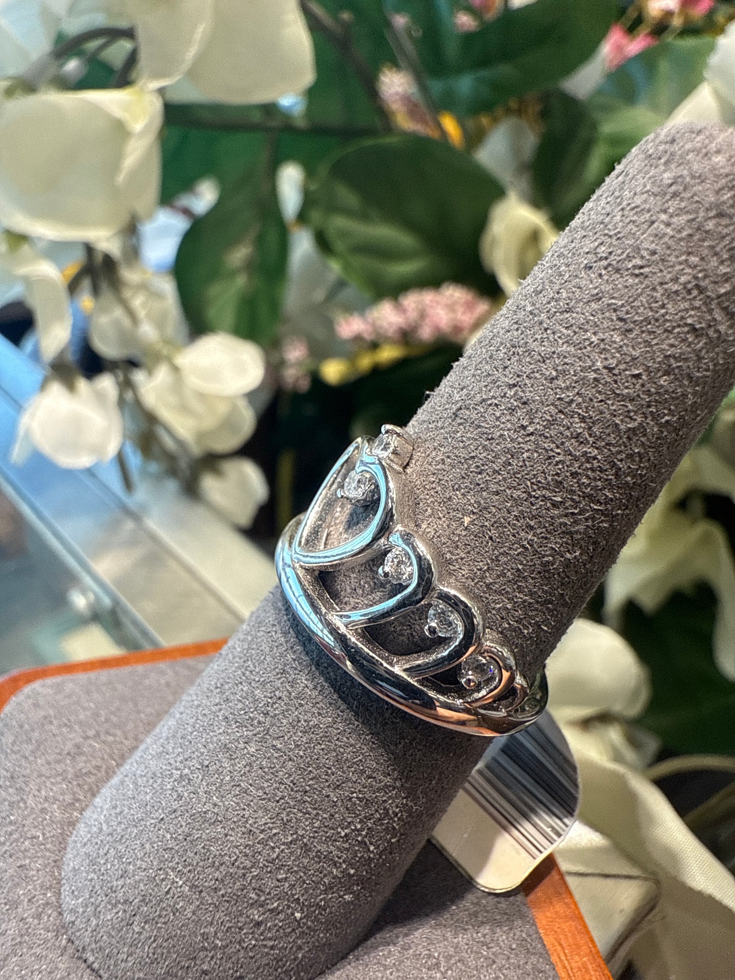 Silver crown ring