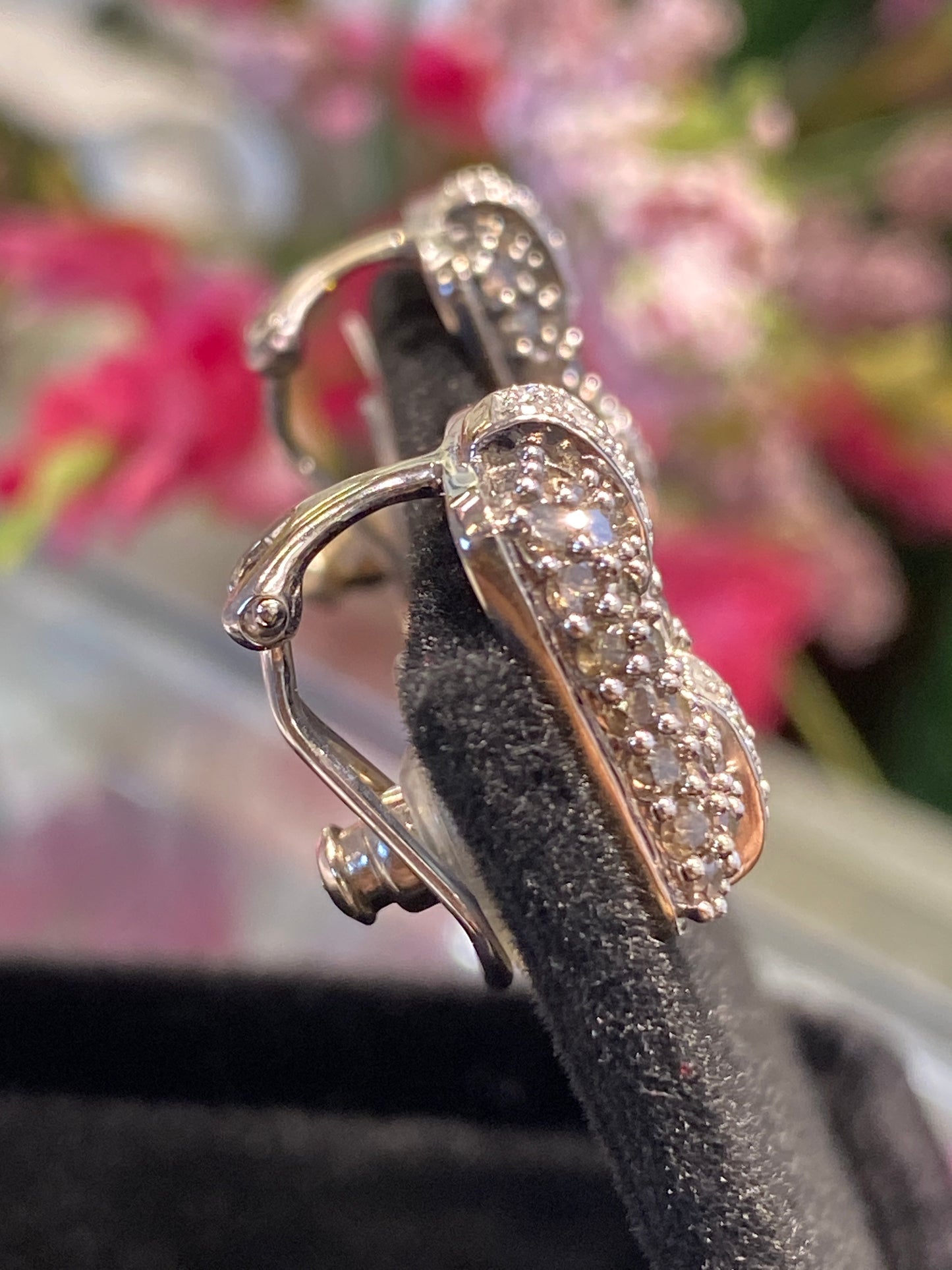 10k White Gold Diamond Earrings