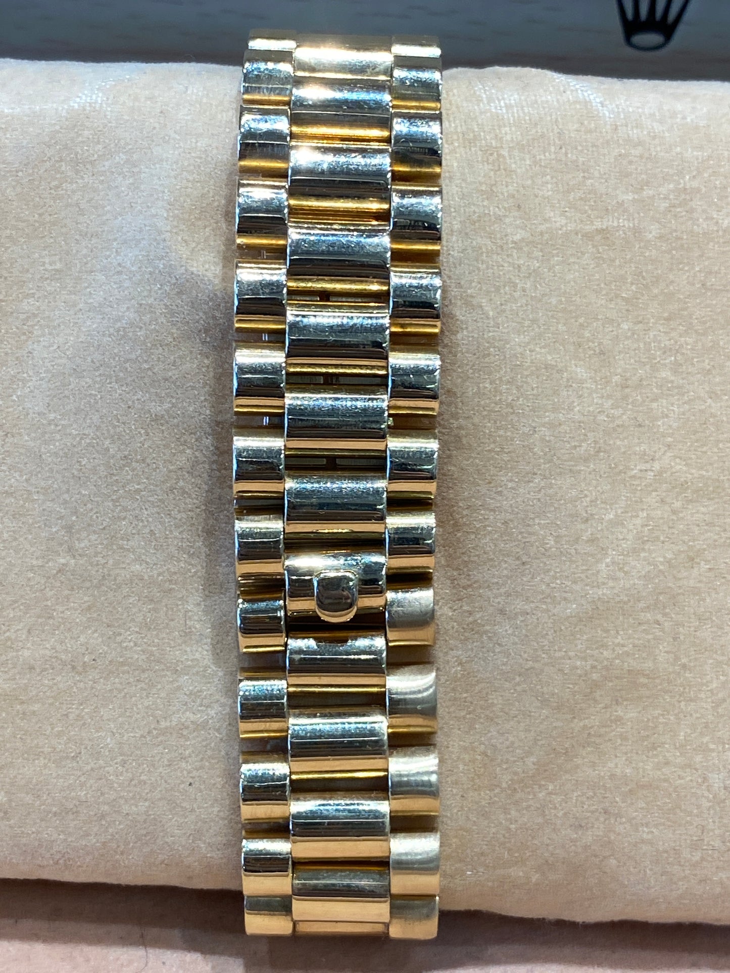 18k Ladies Mid Size Oyster Perpetual DateJust Rolex