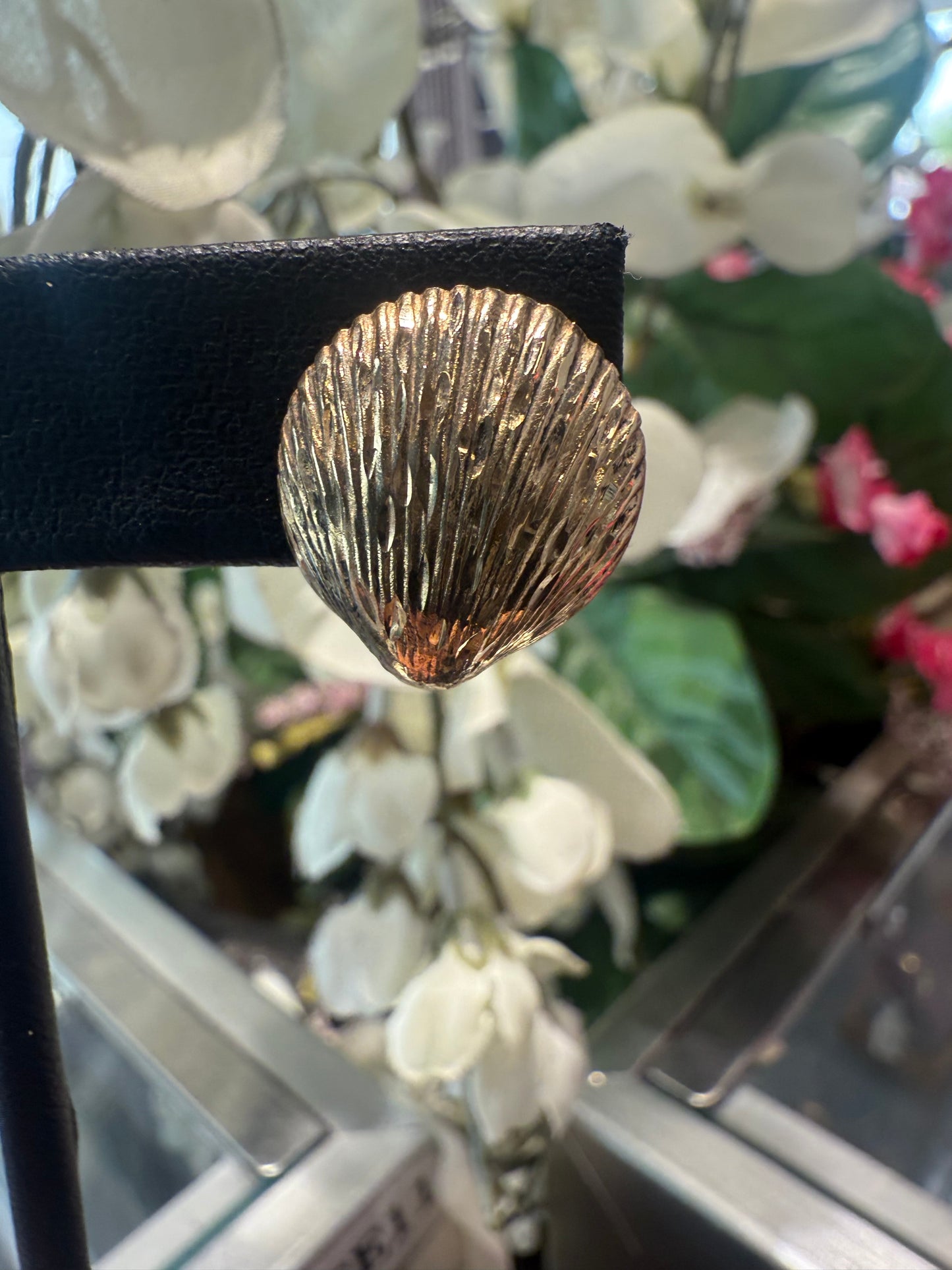 Gold earrings
