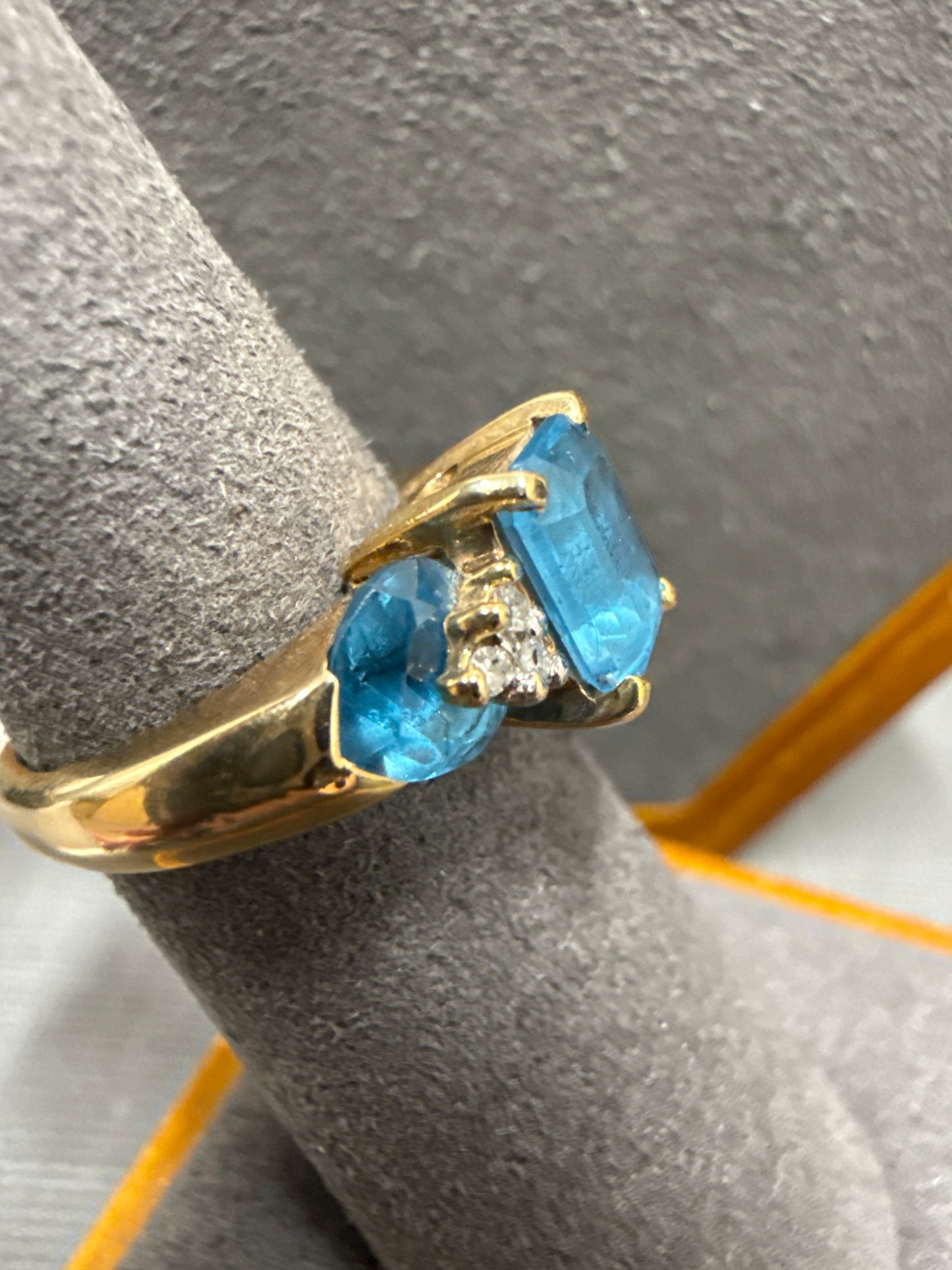 Gold ring
