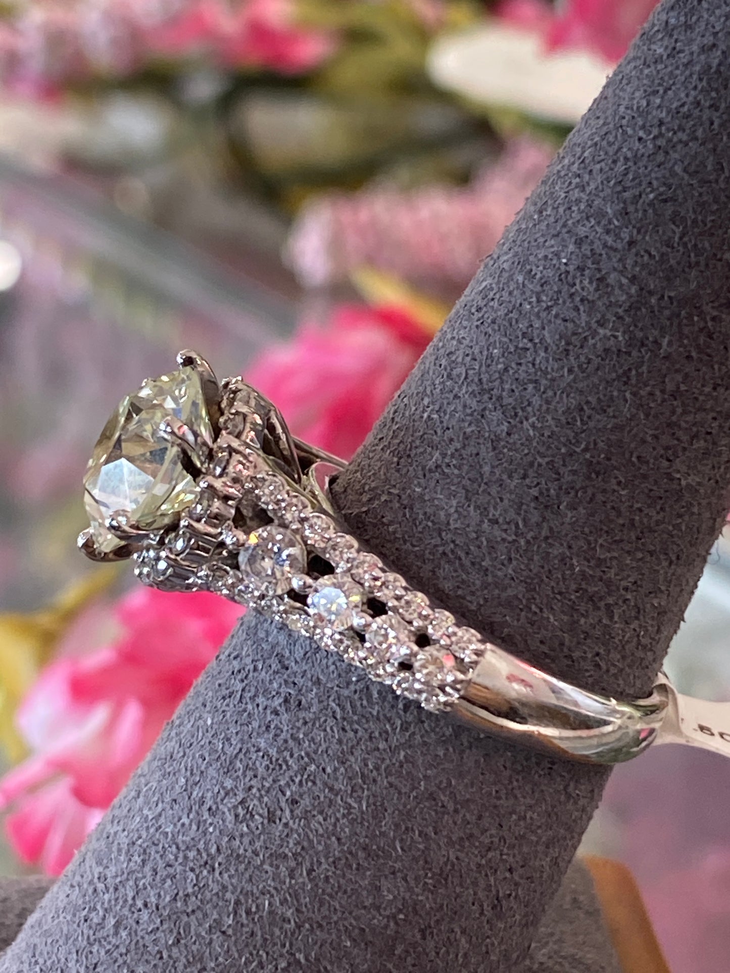 14k White Gold Diamond Engagement Ring