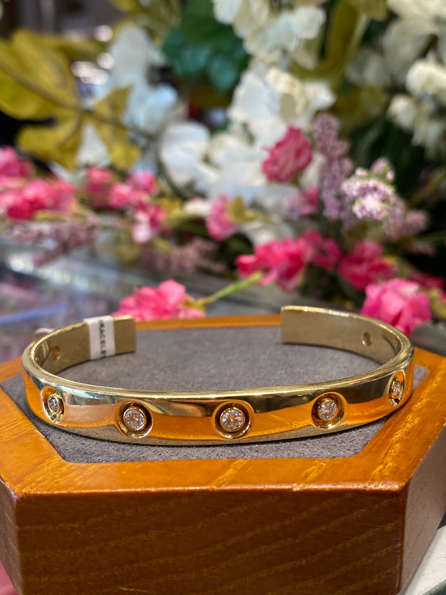 18k Yellow Diamond Cuff Bracelet