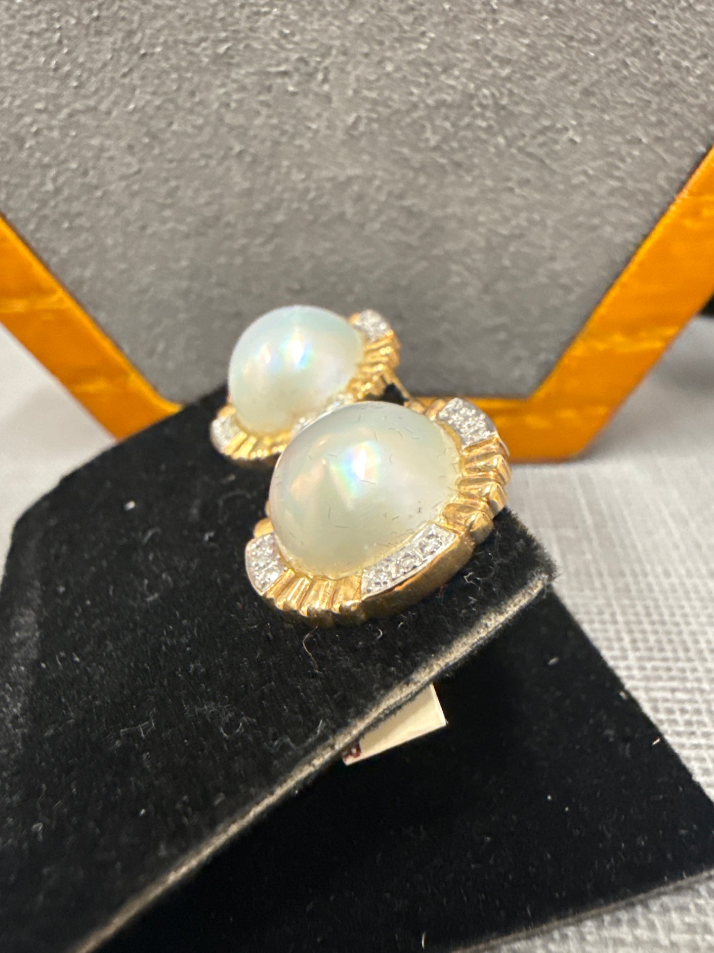Gold earrings