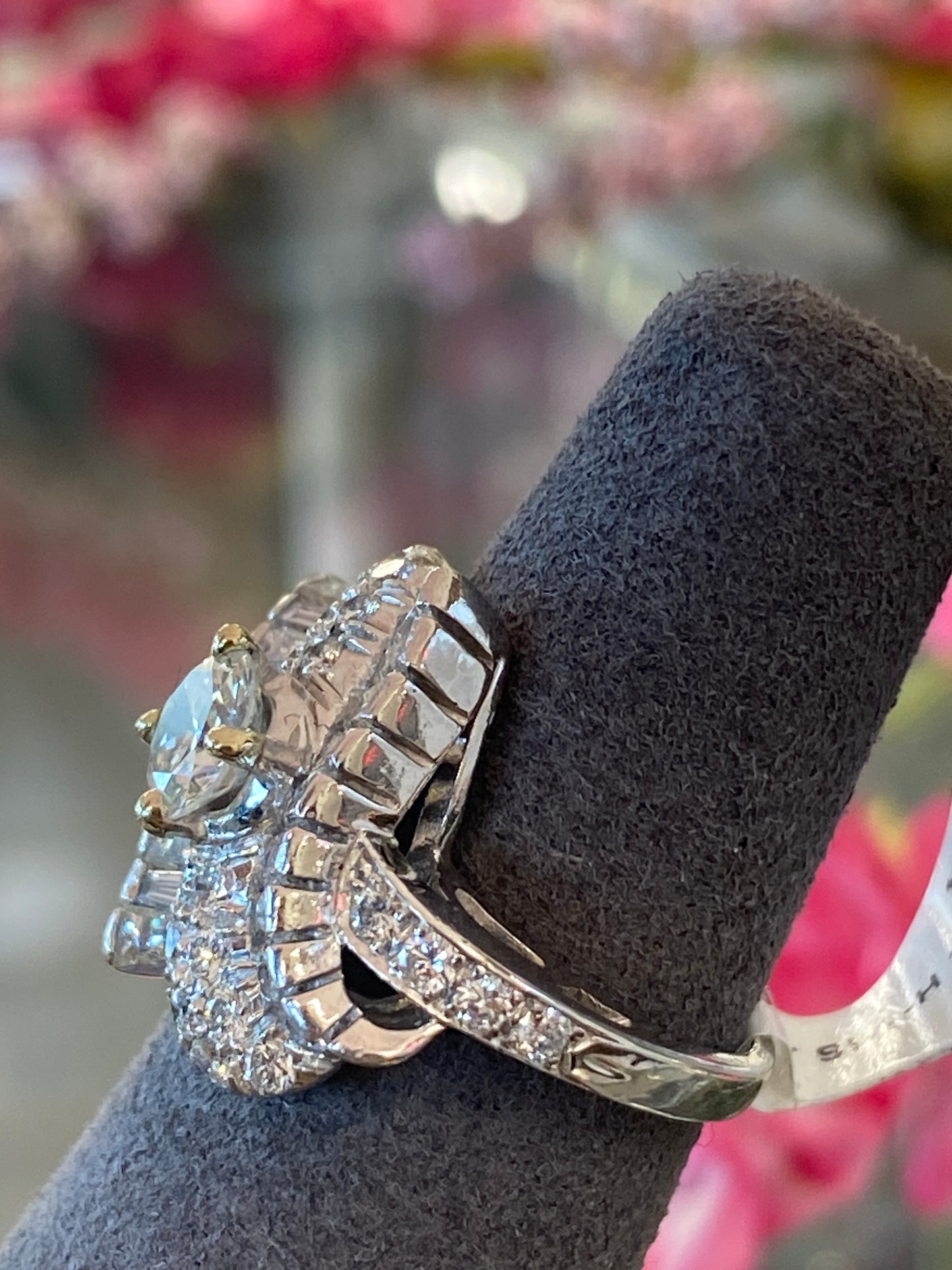 Platinum Diamond Fashion Ring