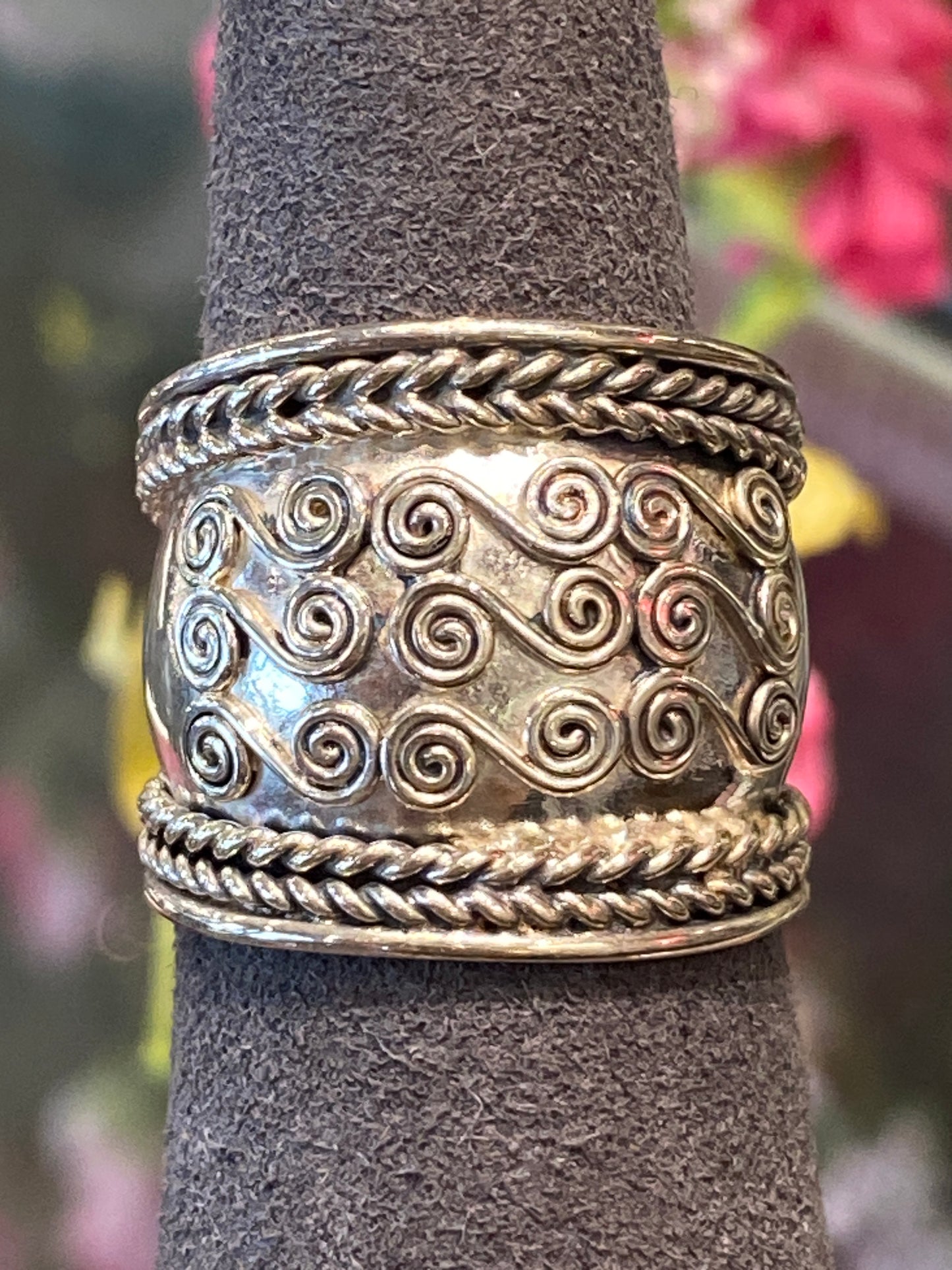 Silver Ring With Design