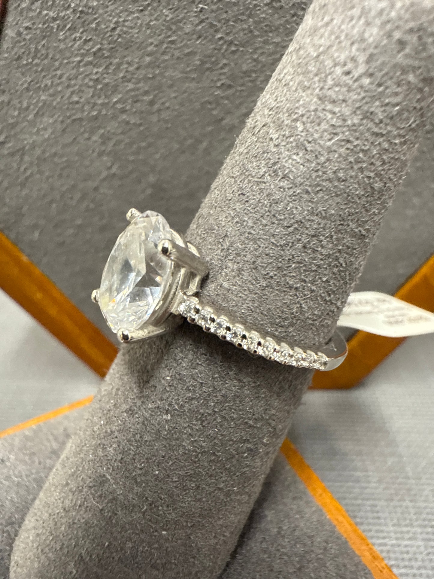 White gold ring
