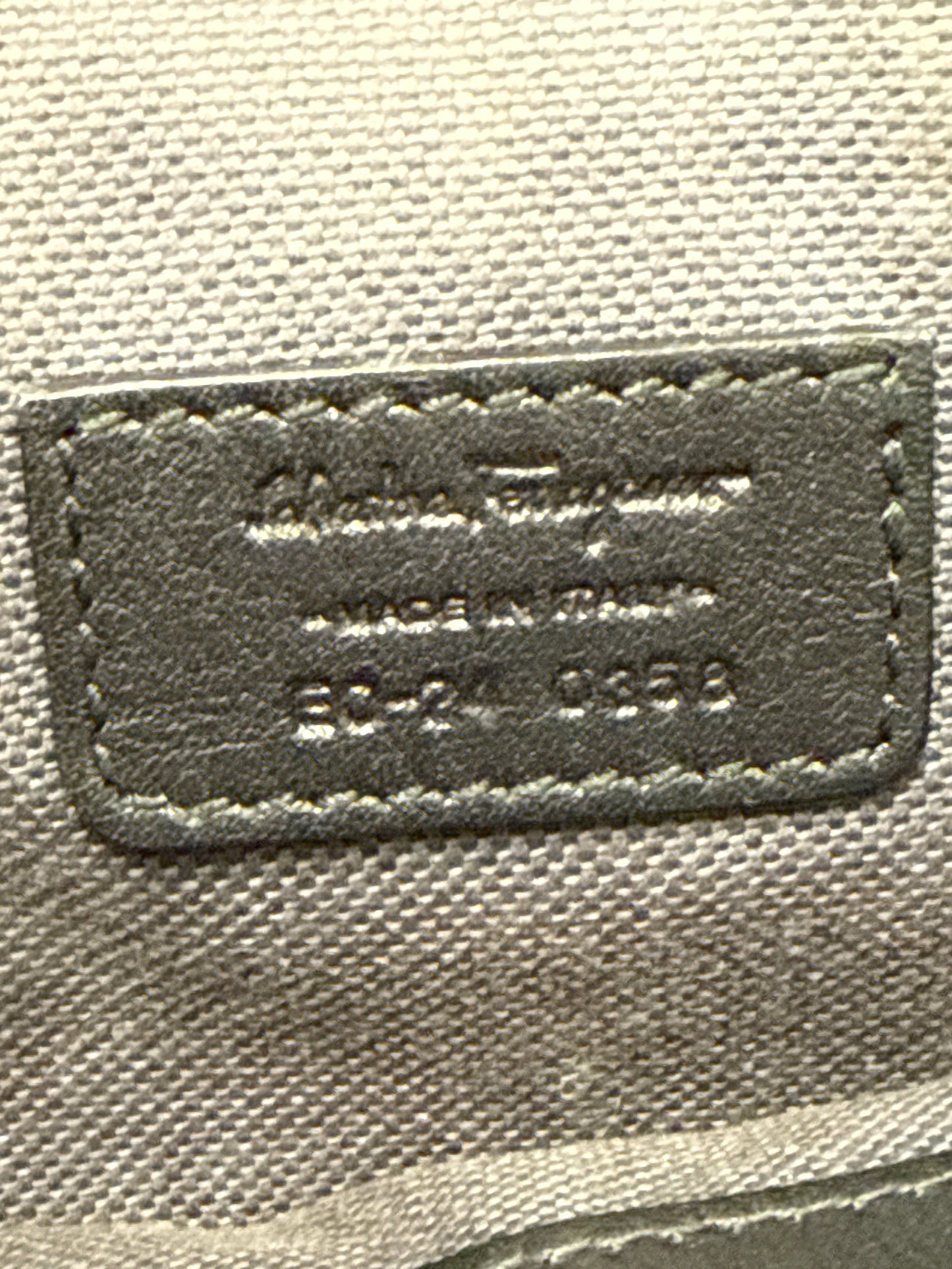 Hand bag