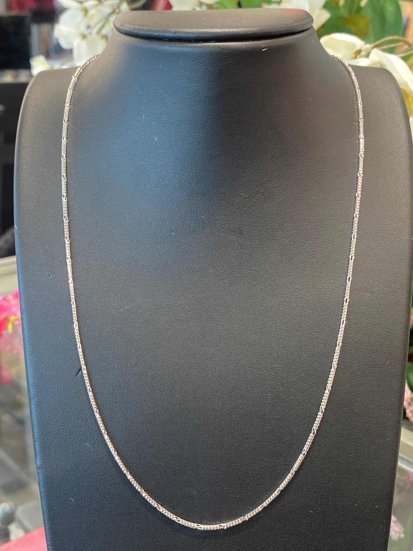 14k White Gold Chain