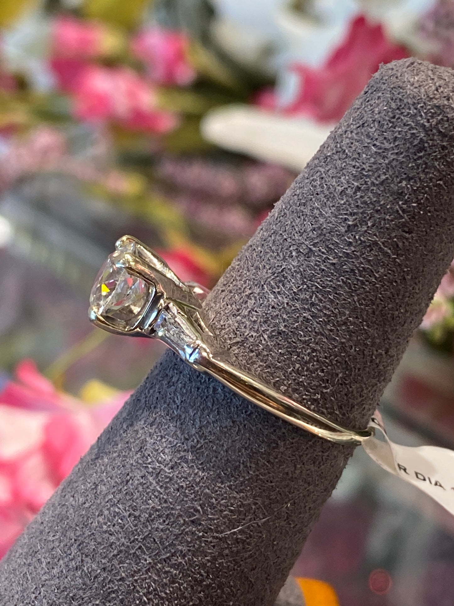 14k White Gold Engagement Ring