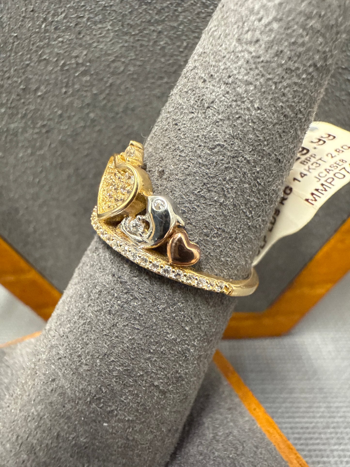 Gold crown ring