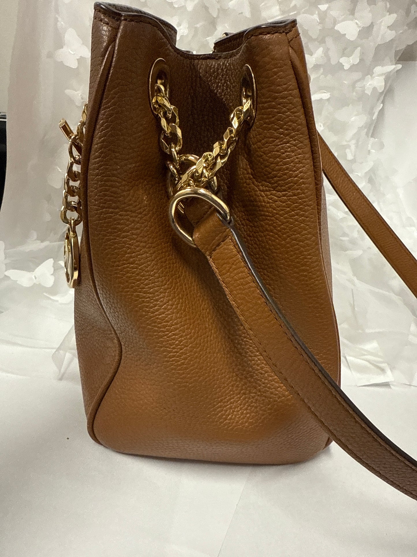 Hand bag