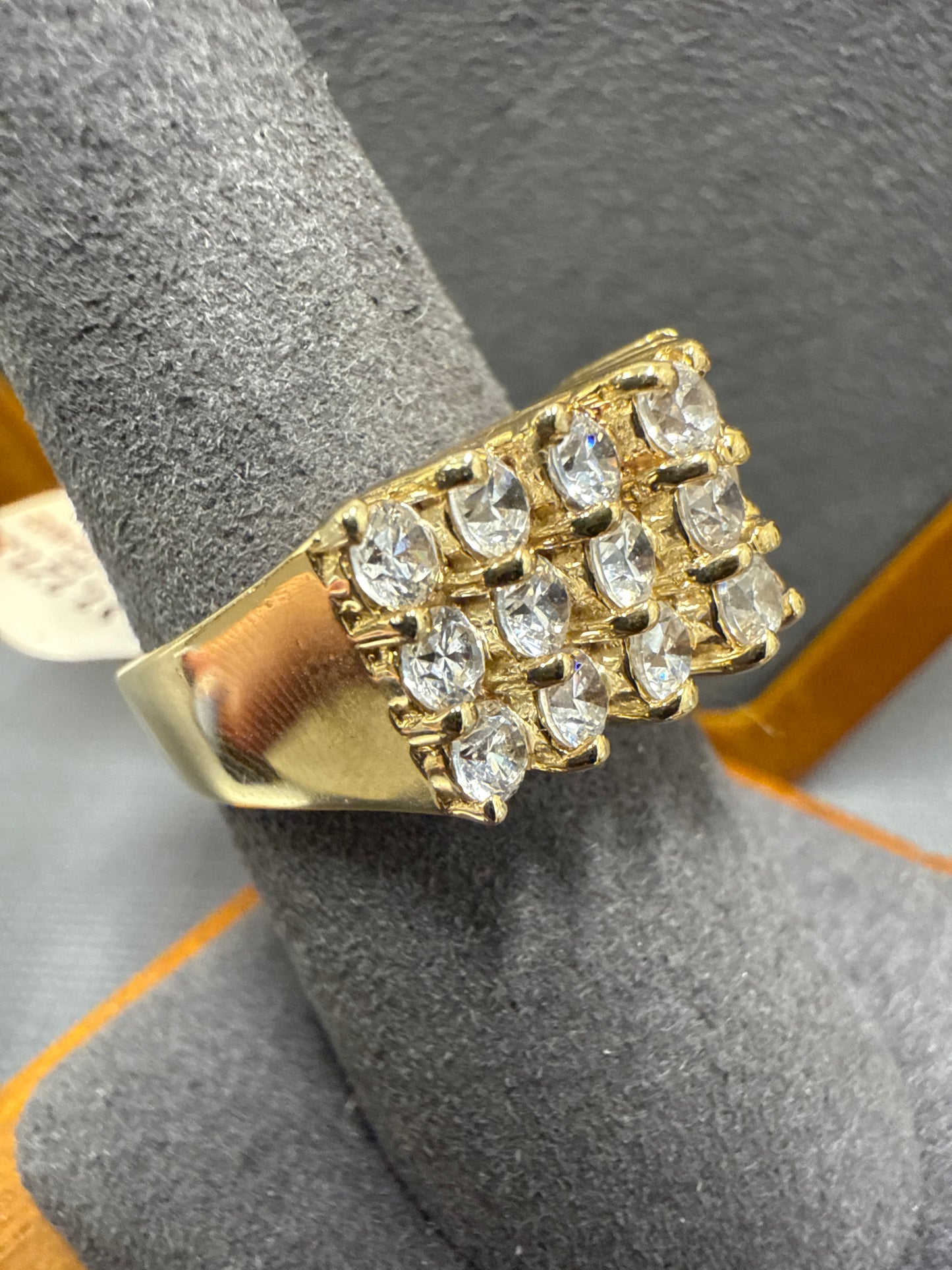 Gold ring