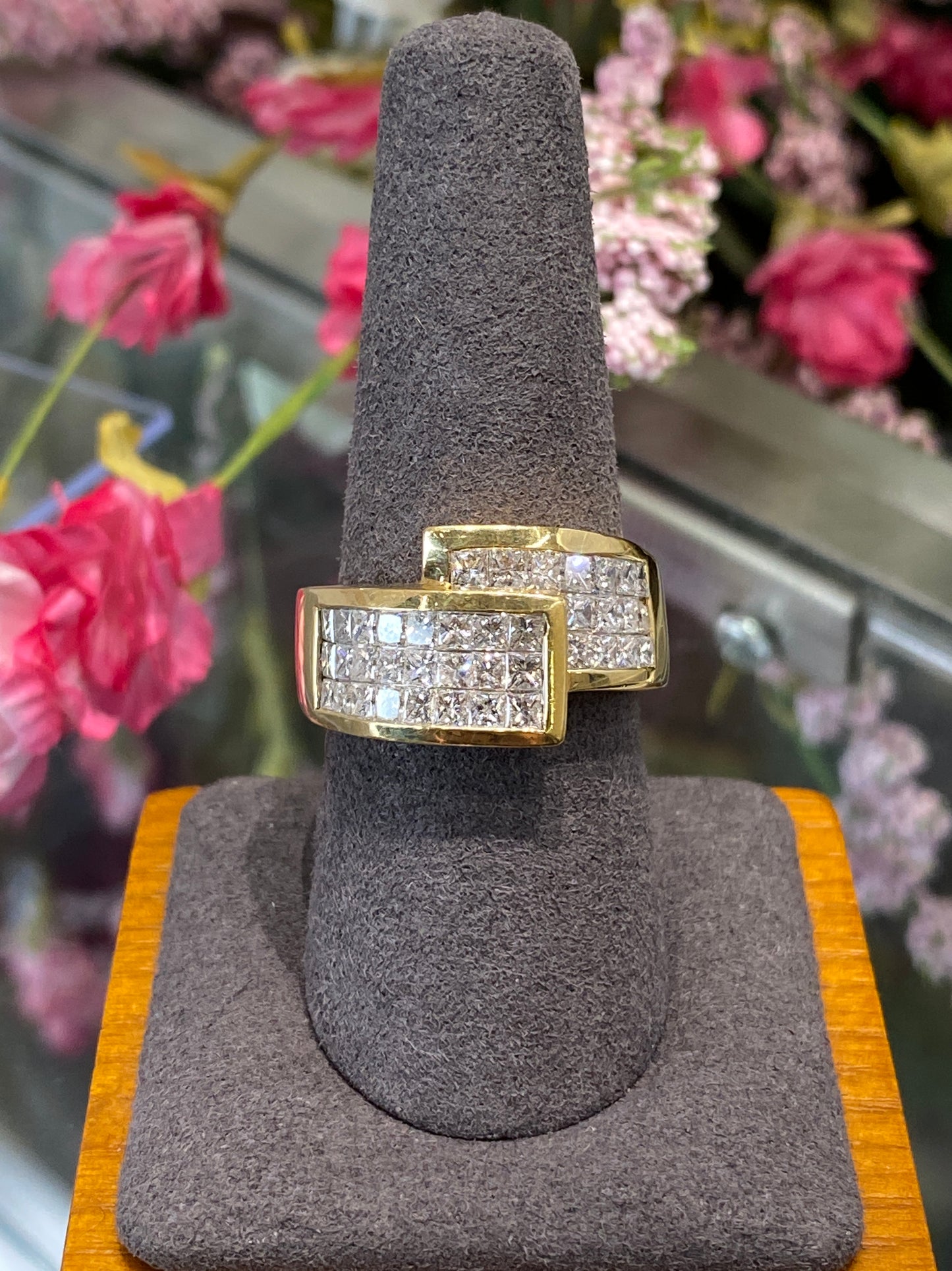 18k Yellow Gold Diamond Ring