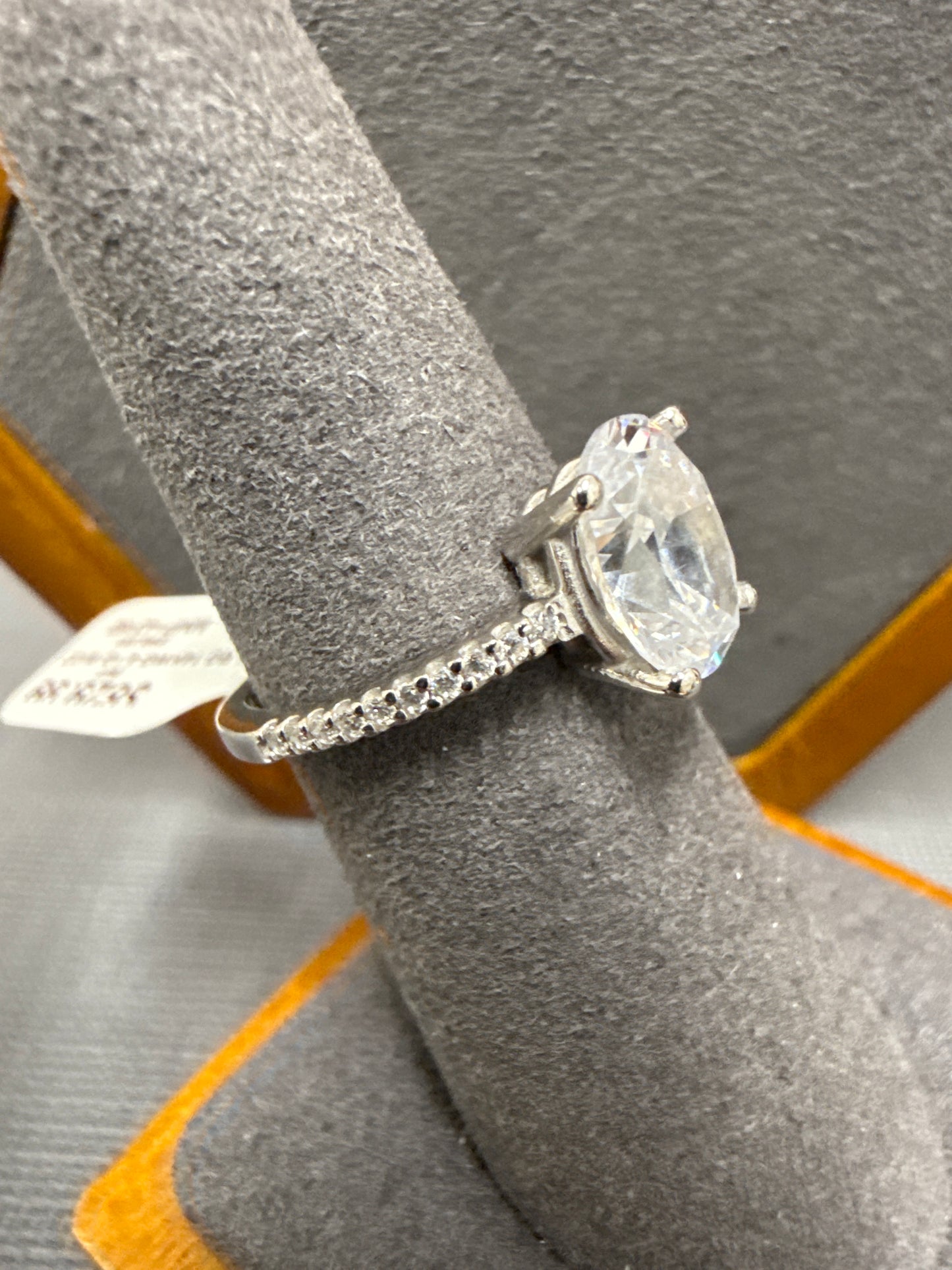 White gold ring