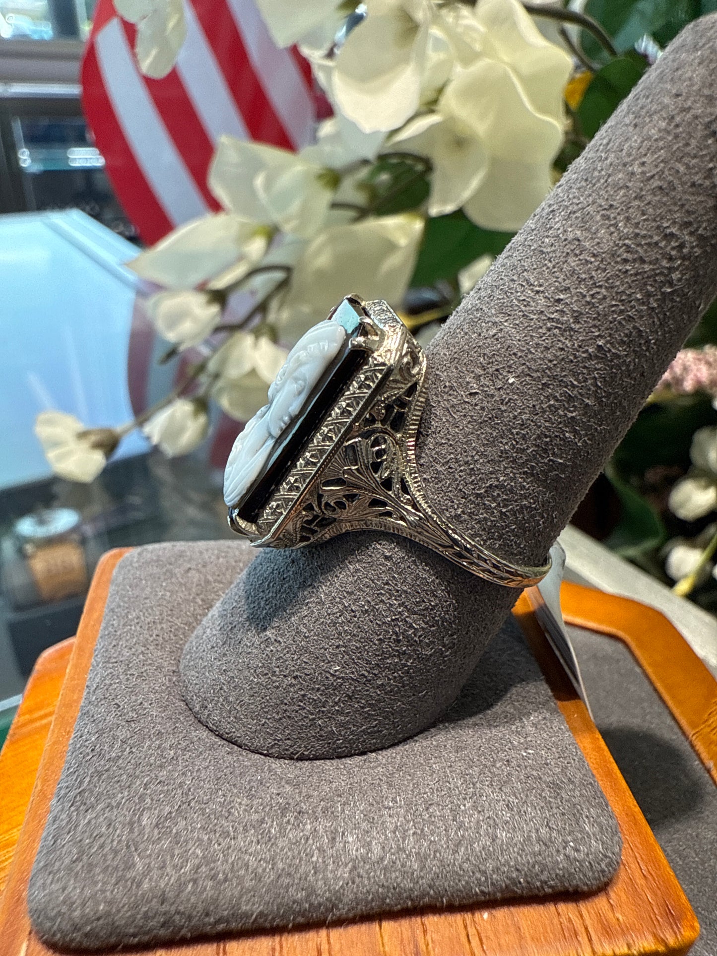 White Gold ring