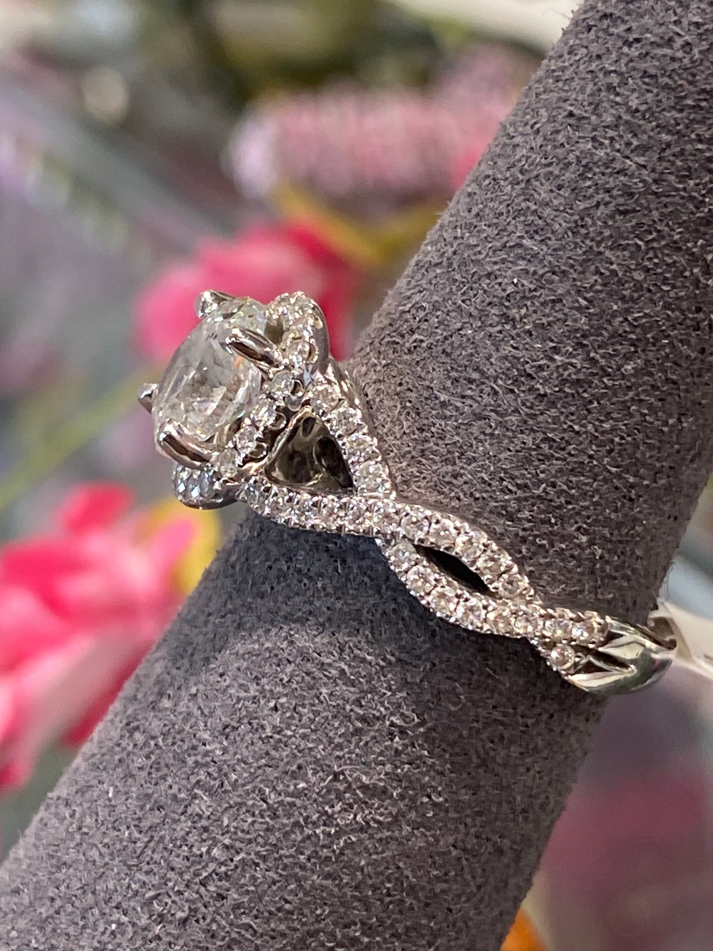 14k White Gold Diamond Engagement Ring