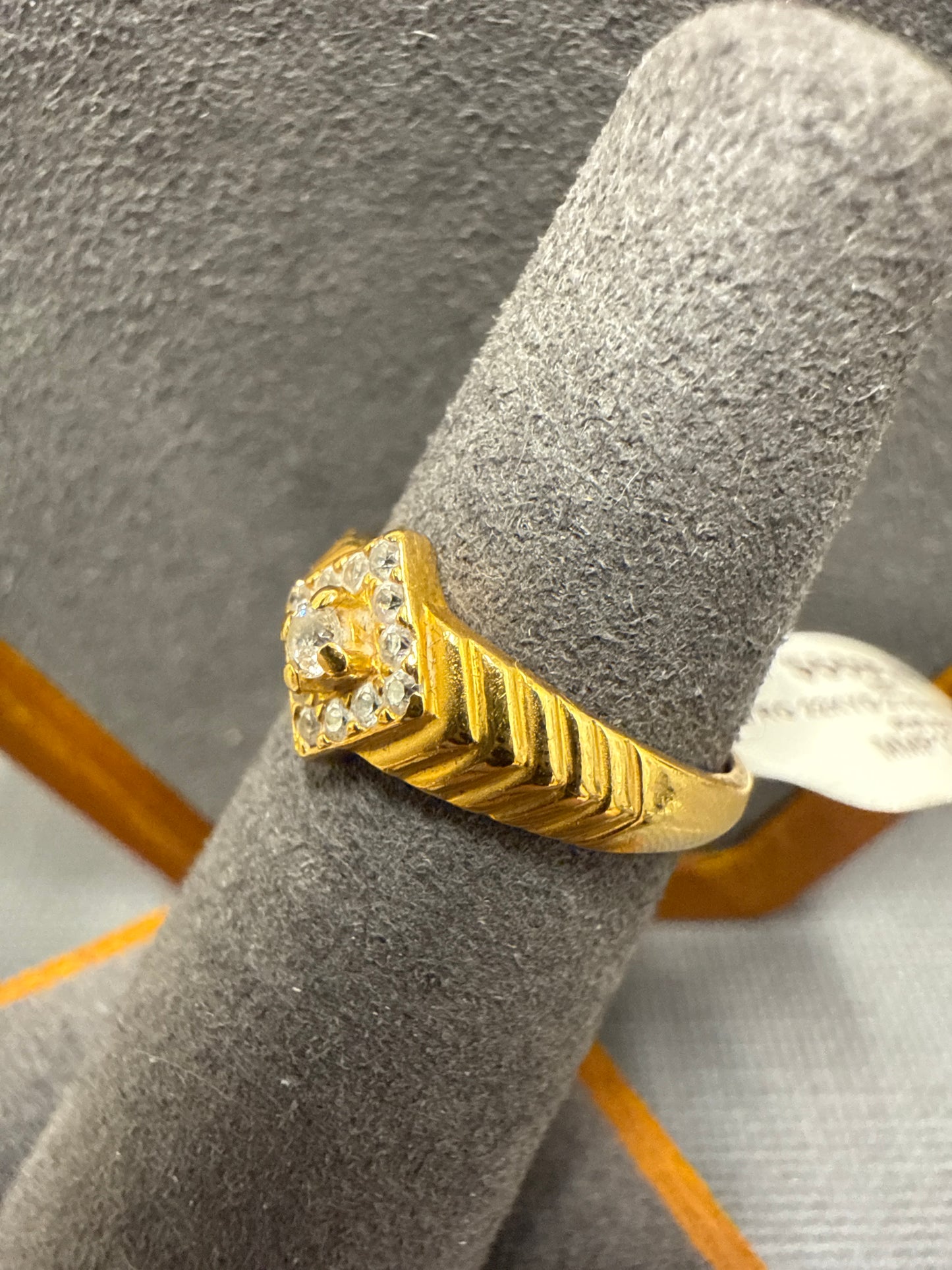 Gold band