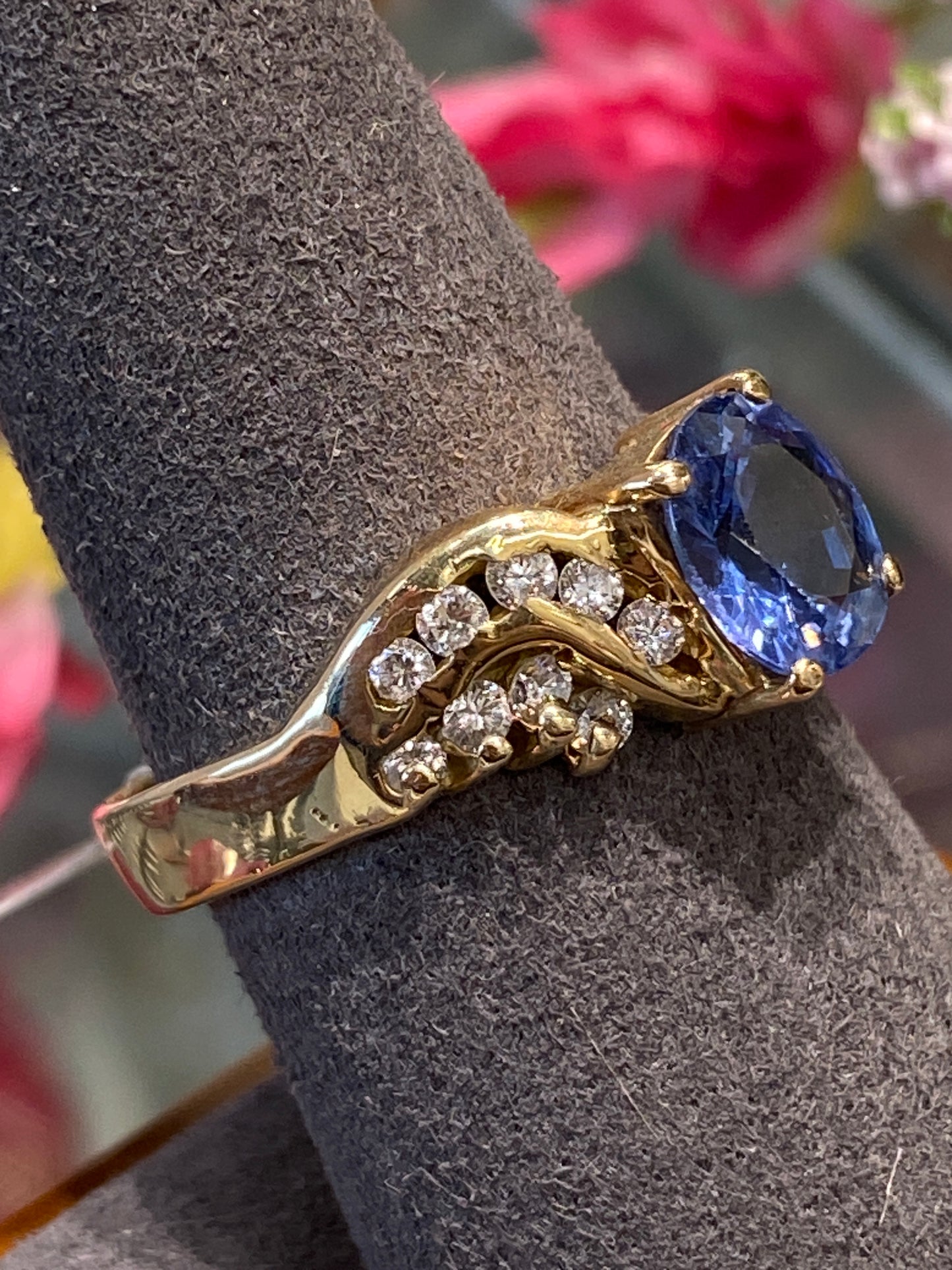 14k Yellow Gold Ring With A Blue Sapphire & Diamonds
