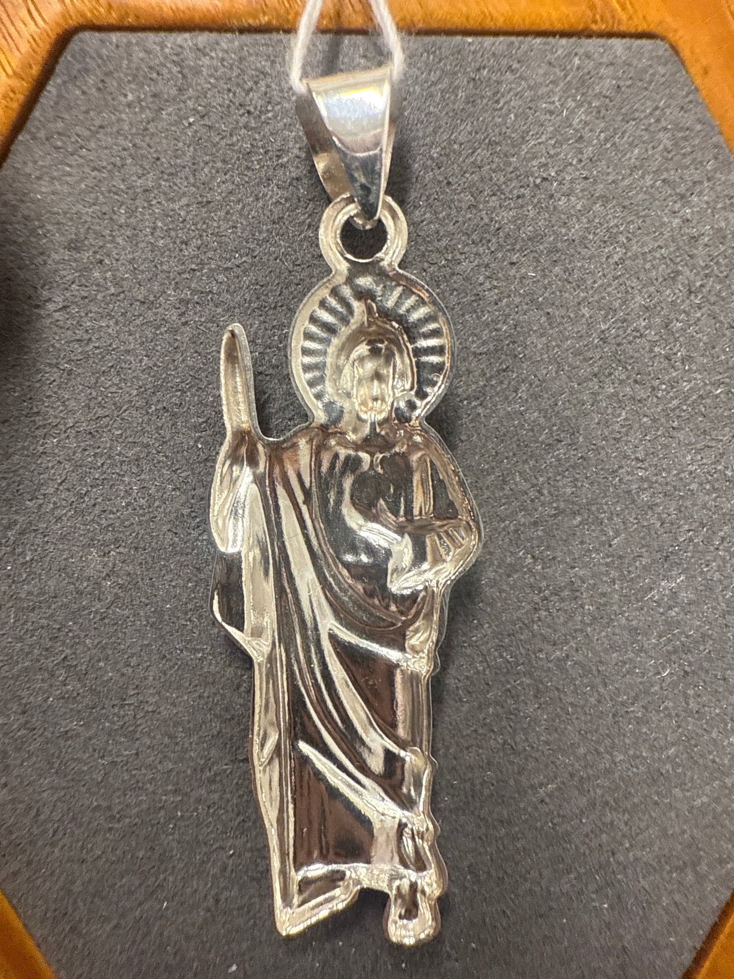 Silver charm