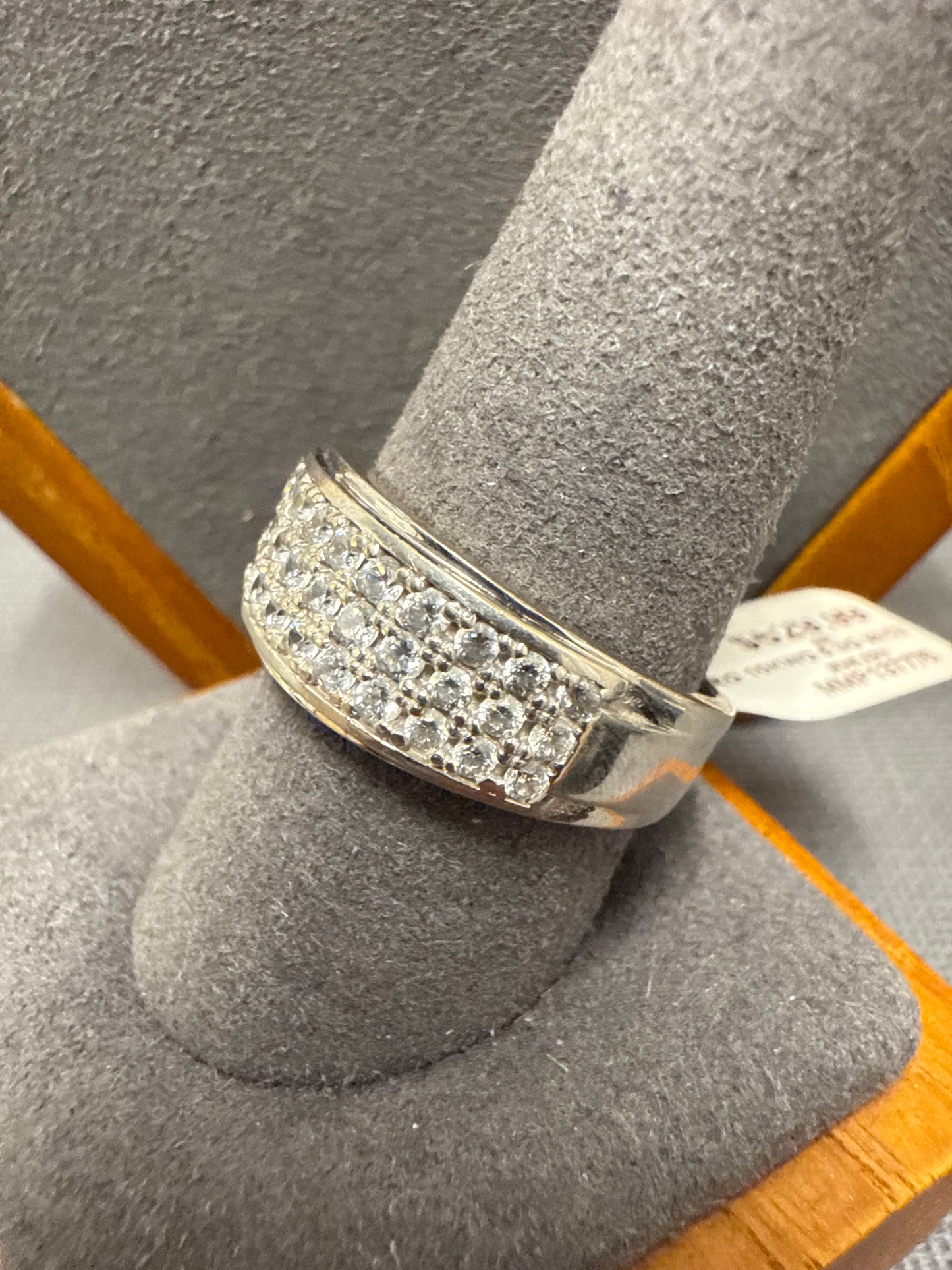 White gold ring