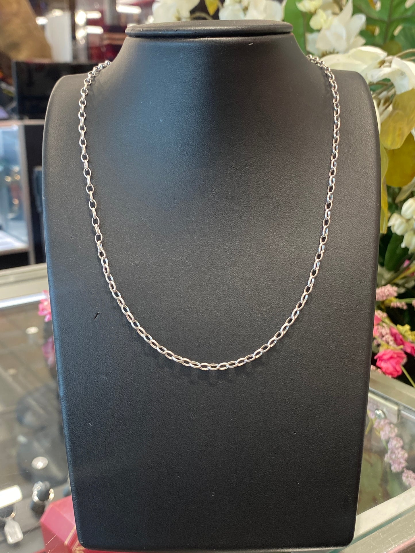 10k White Gold Link Chain
