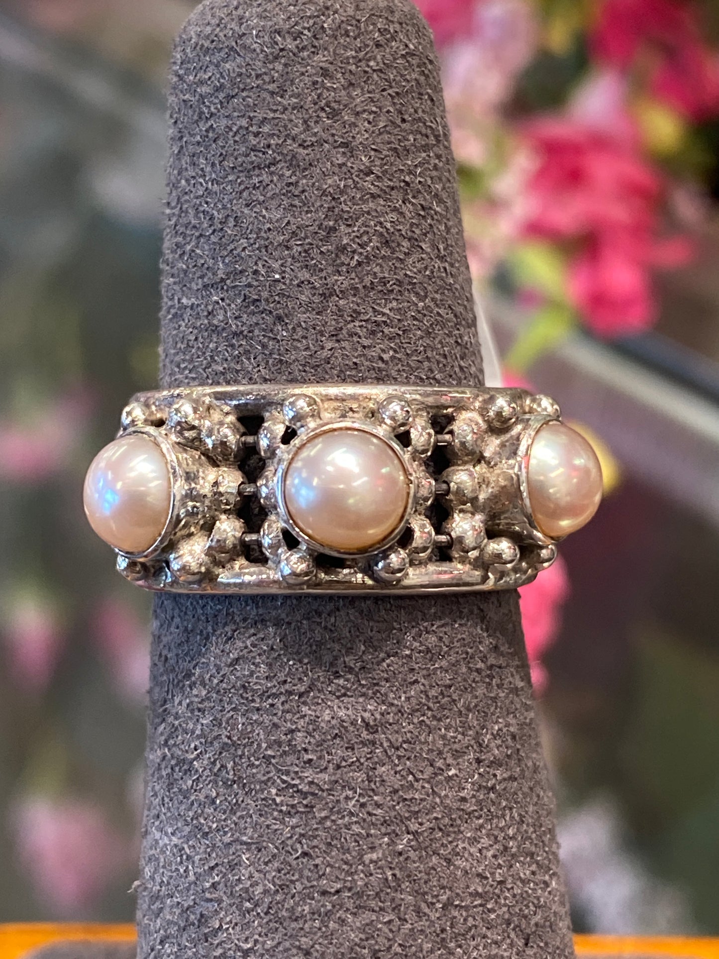 Silver Ring With Pearls