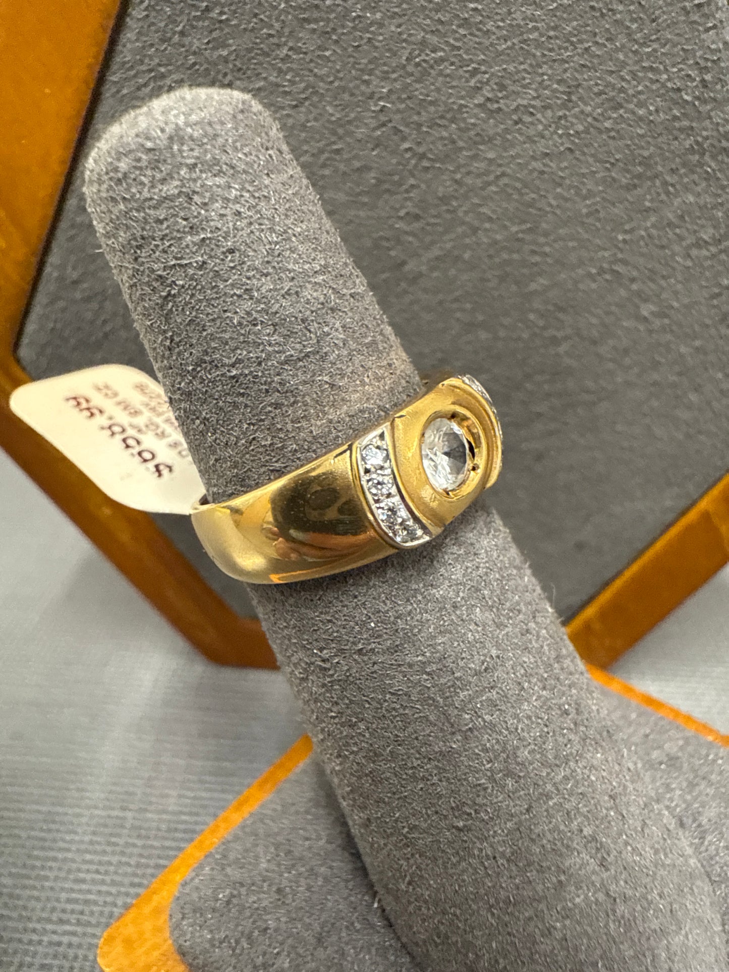 Gold band