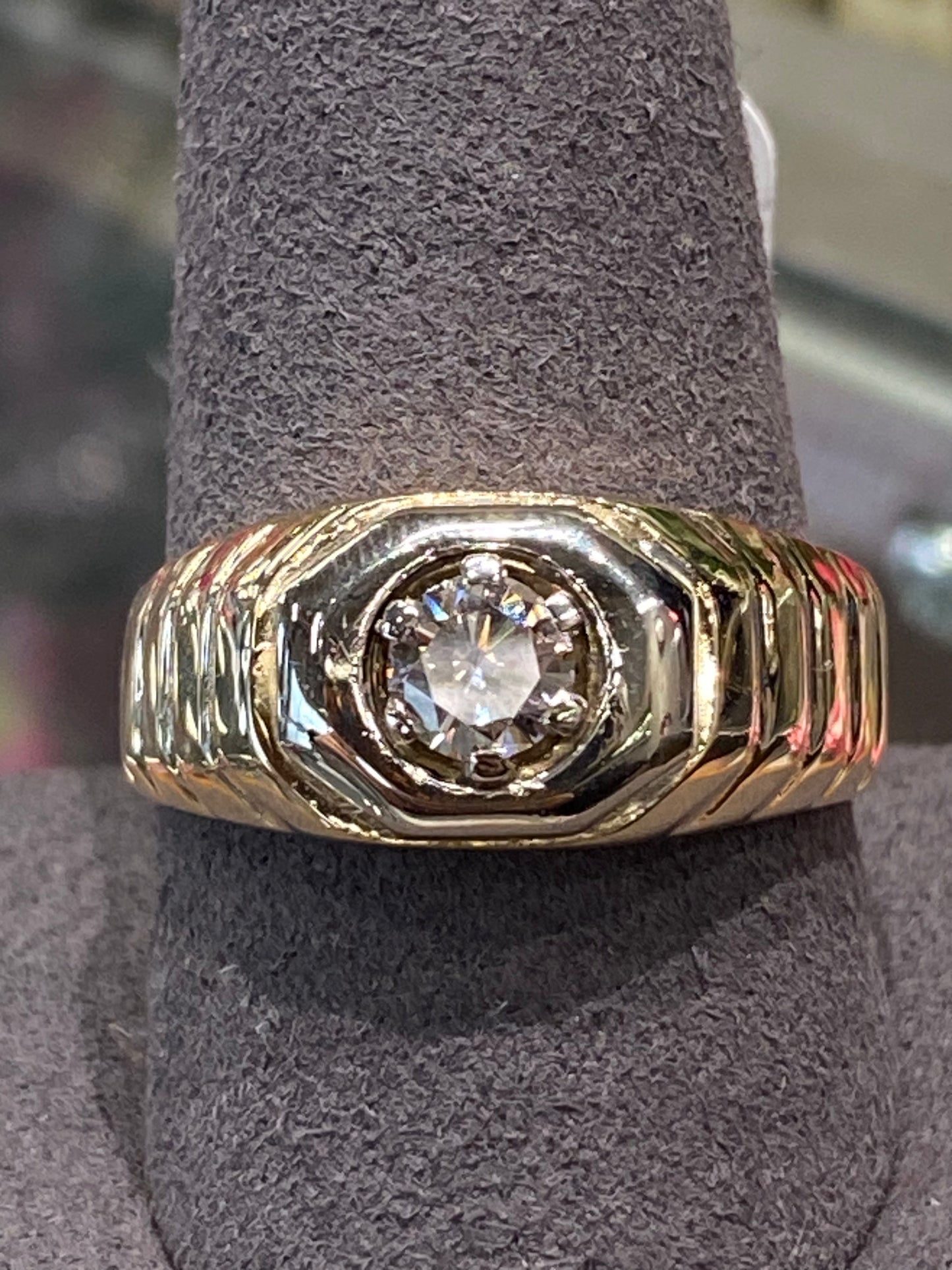 14k Yellow Gold Diamond Ring