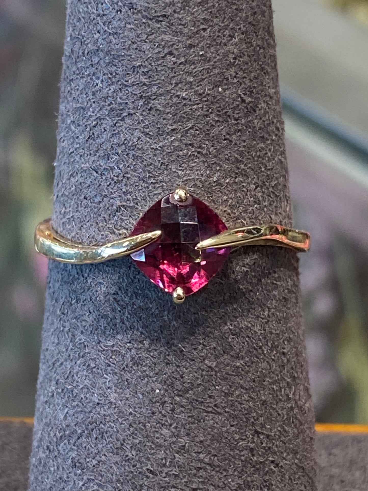 10k Yellow Gold Ring