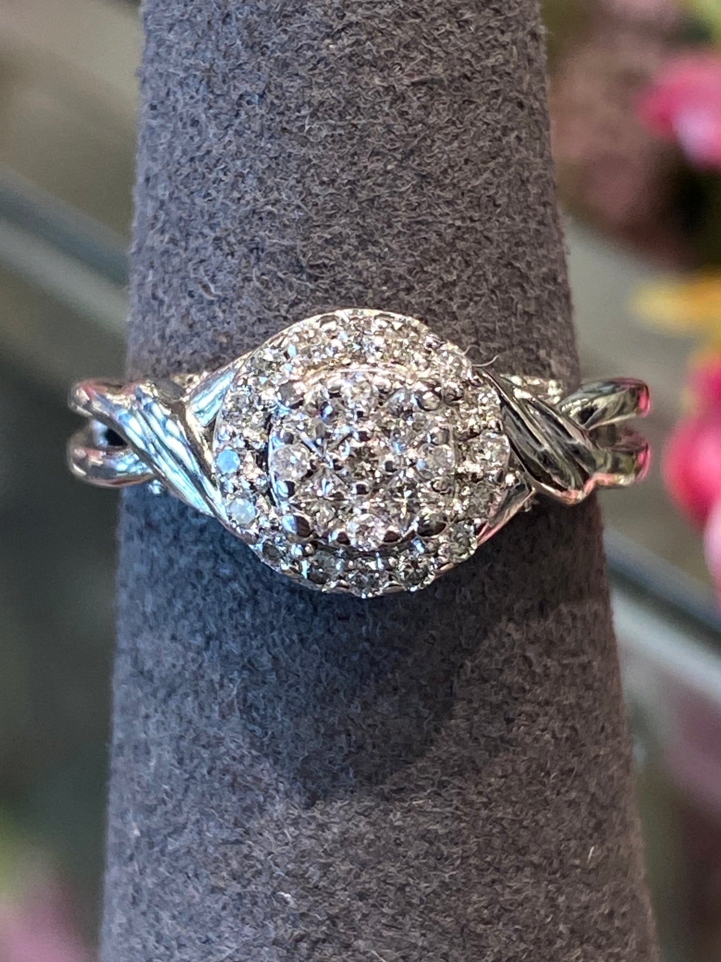 10k White Gold Diamond Engagement Ring