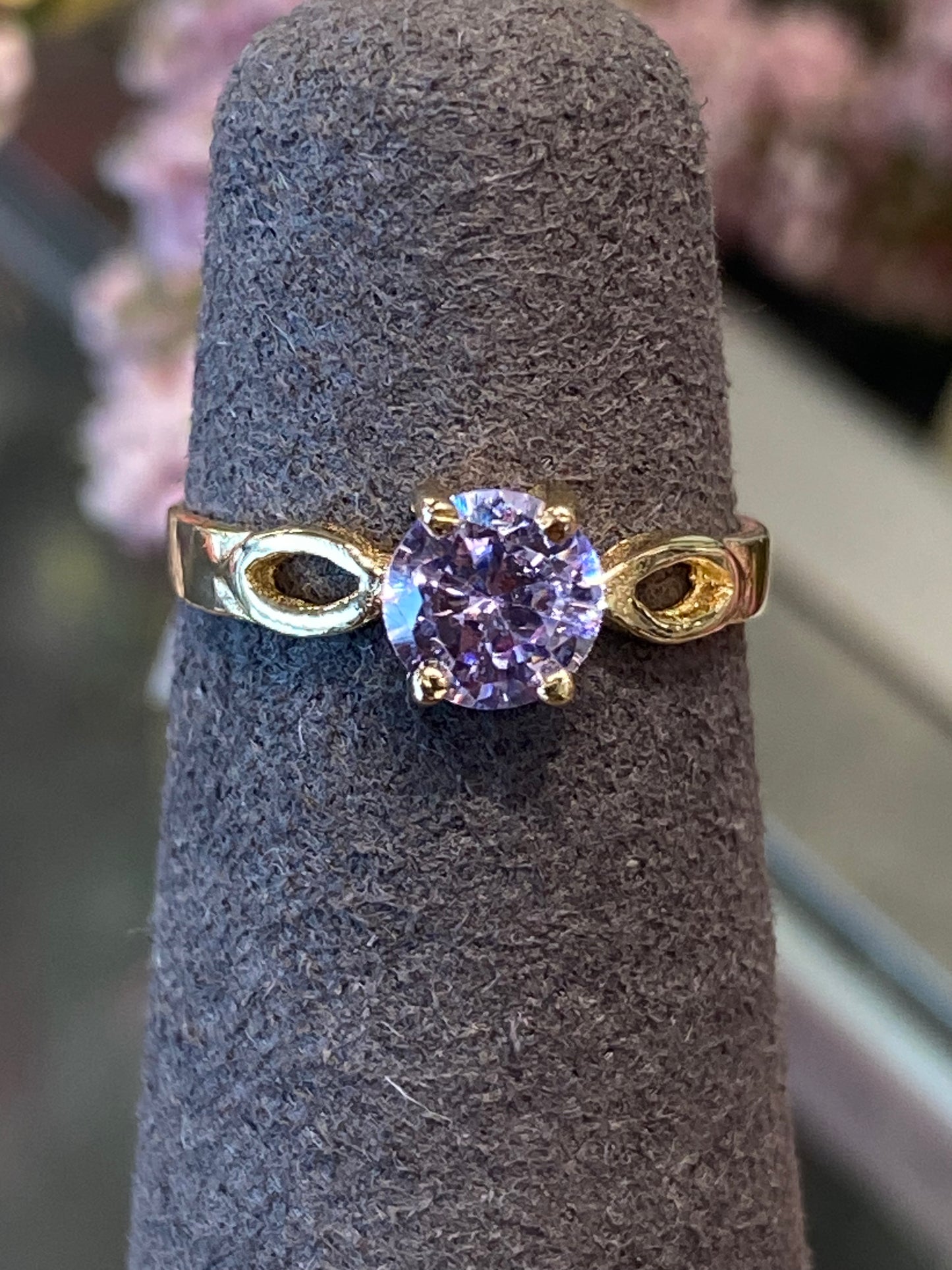 10k Yellow Gold Baby Ring