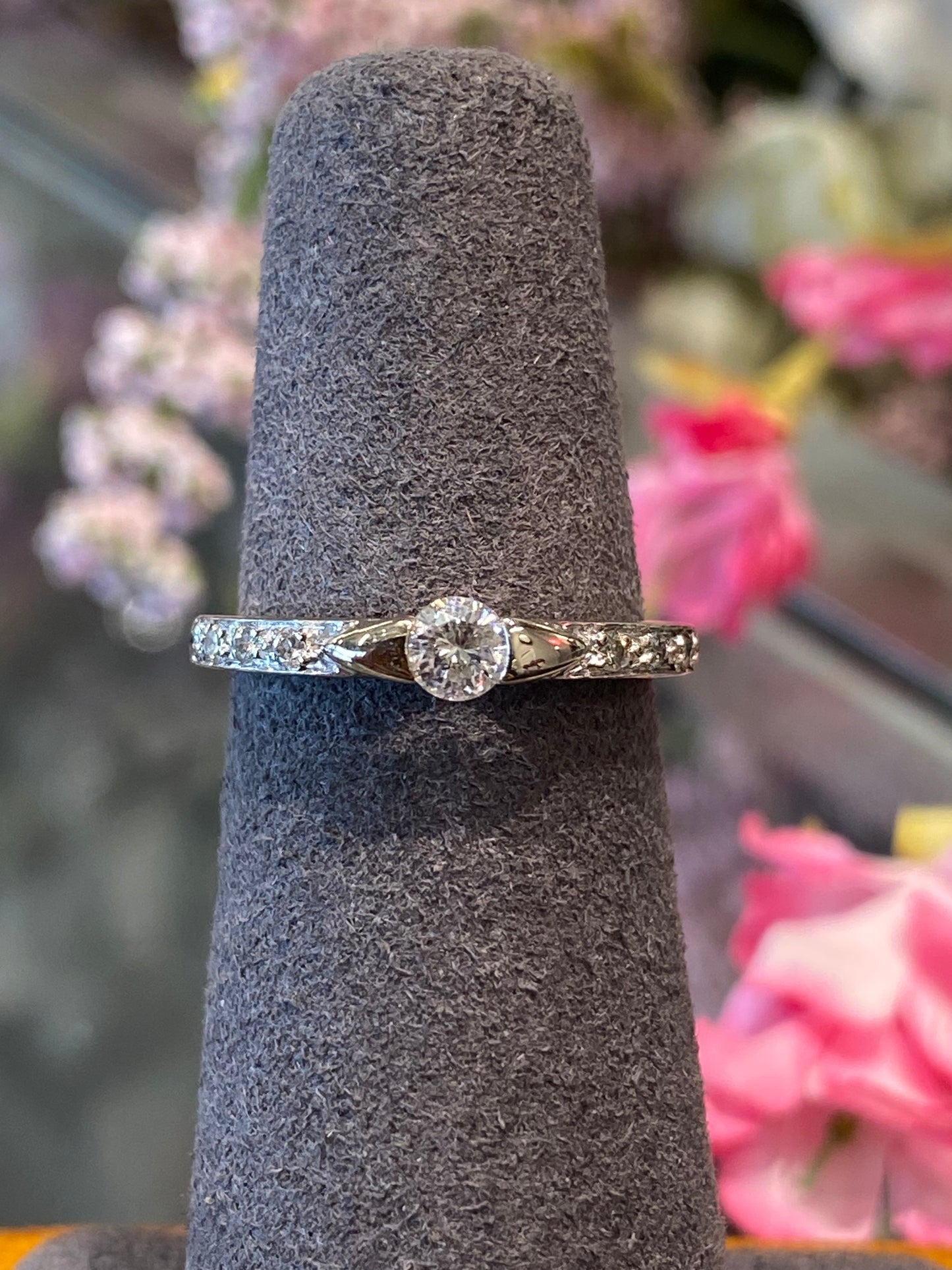 14k White Gold Diamond Engagement Ring