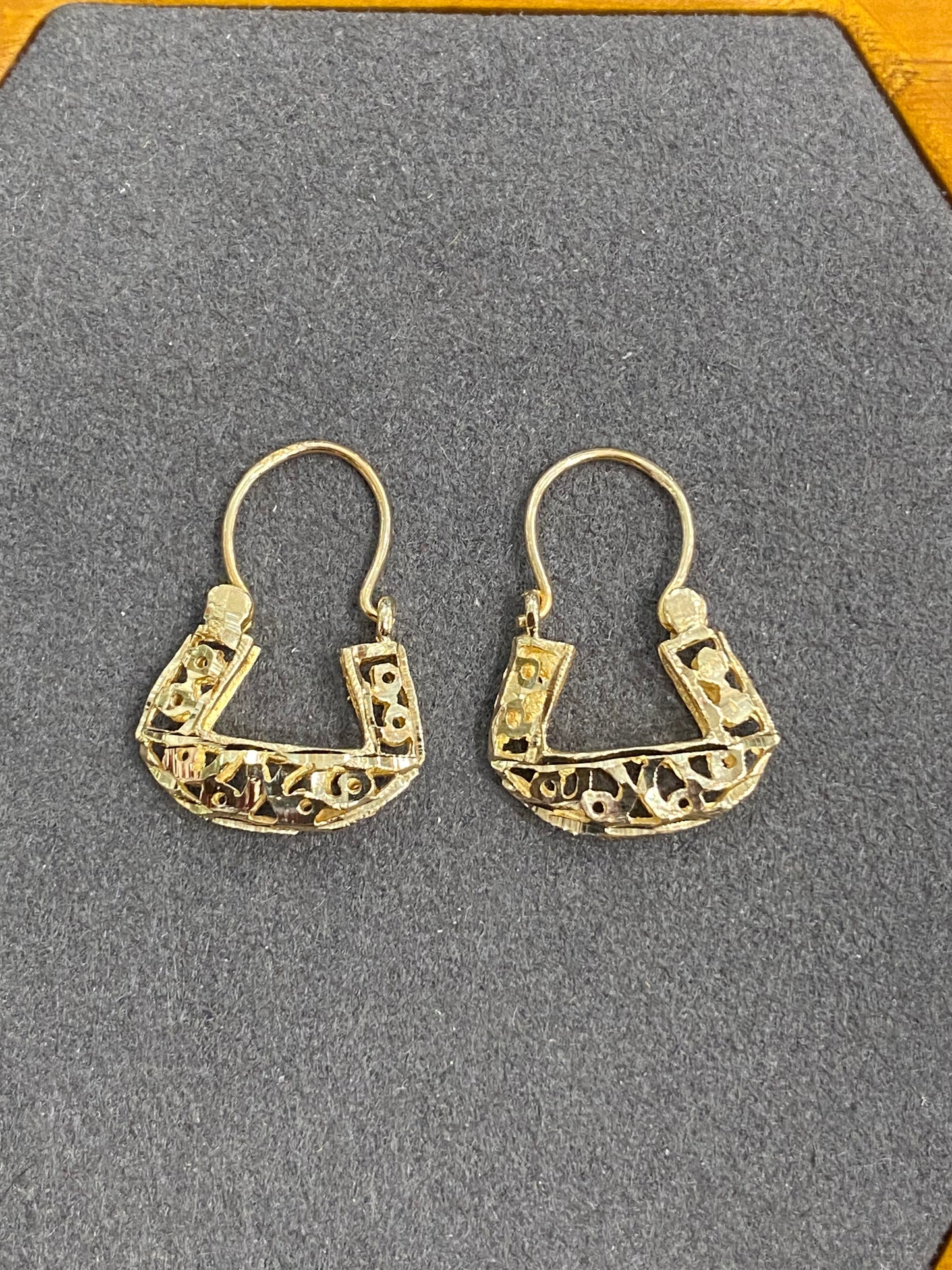10k Yellow Gold Hoop Earring