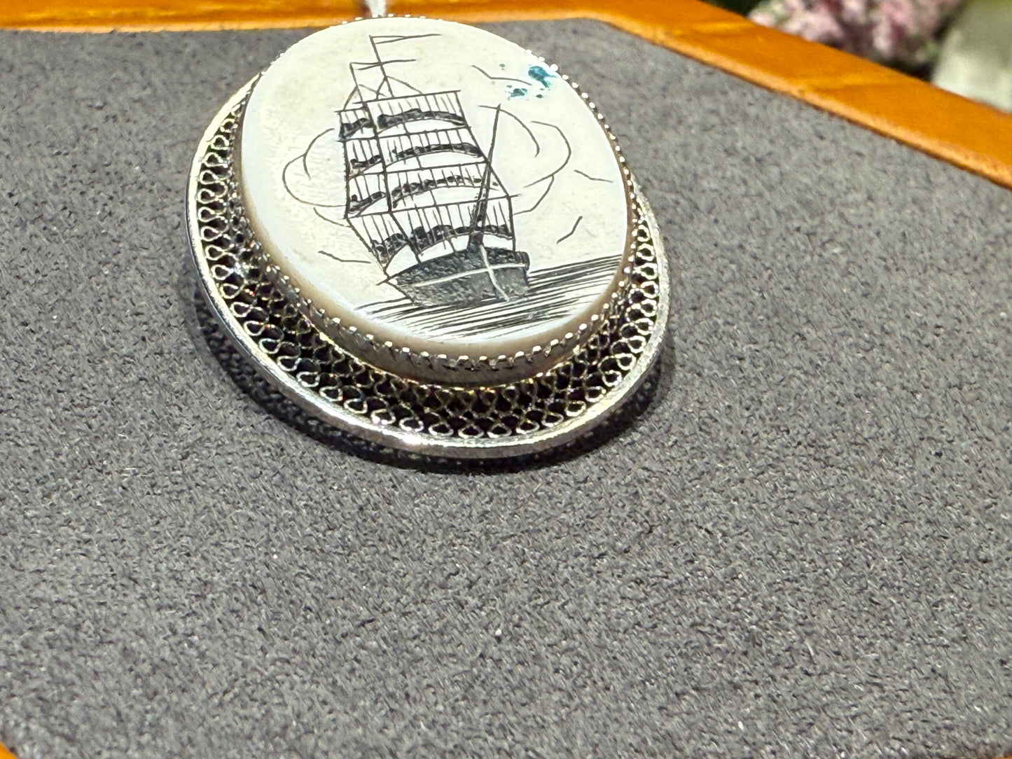 Silver Pin