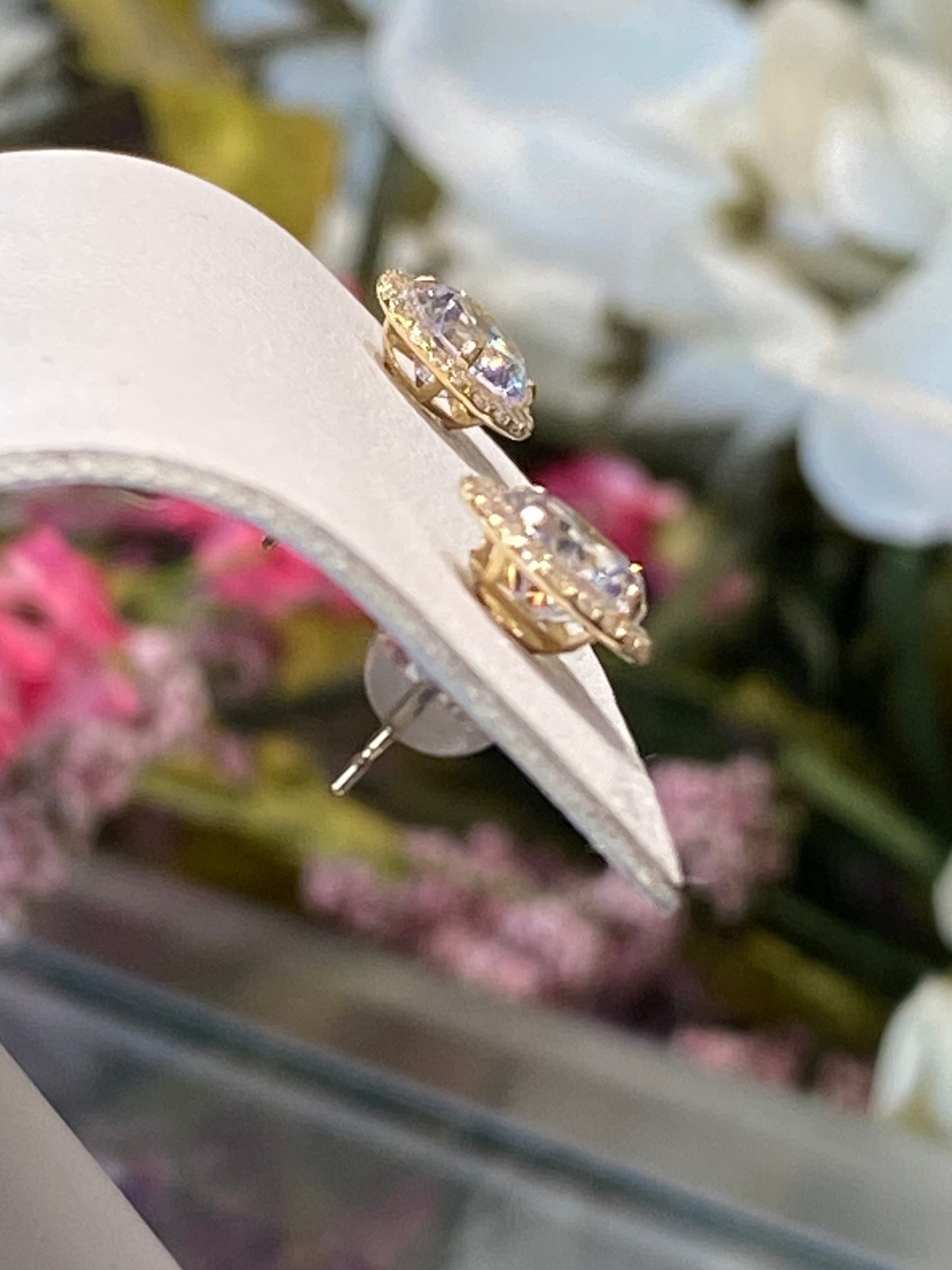 14k Yellow Gold Stud Earrings